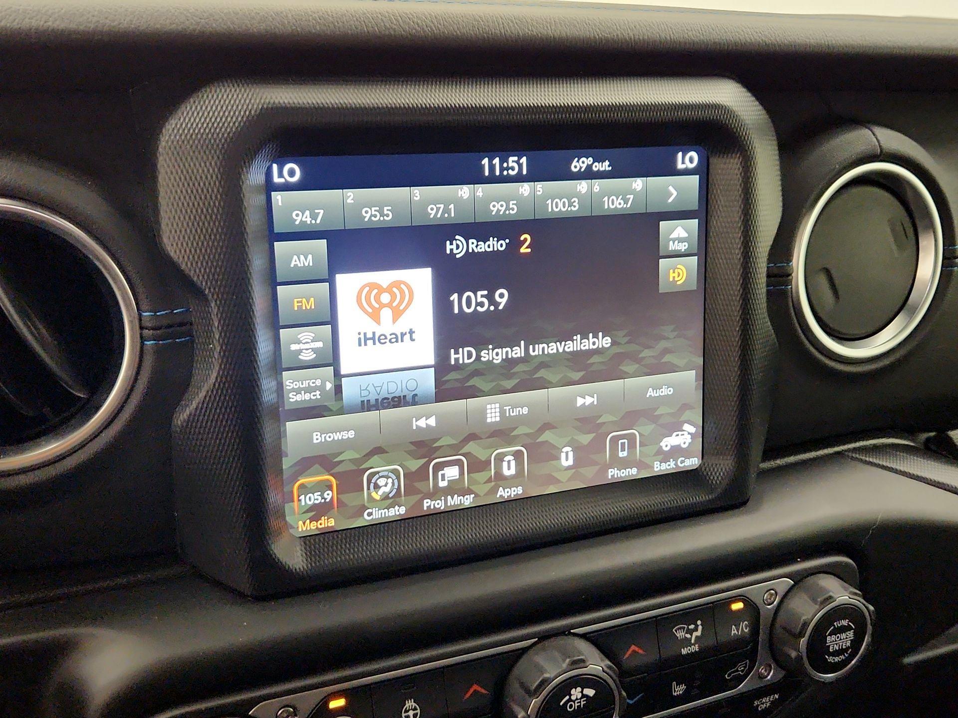 Thumbnail: 2021 Jeep Wrangler - 15