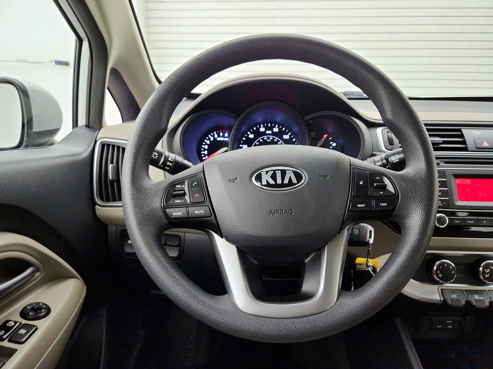 Thumbnail: 2017 Kia Rio5 - 10