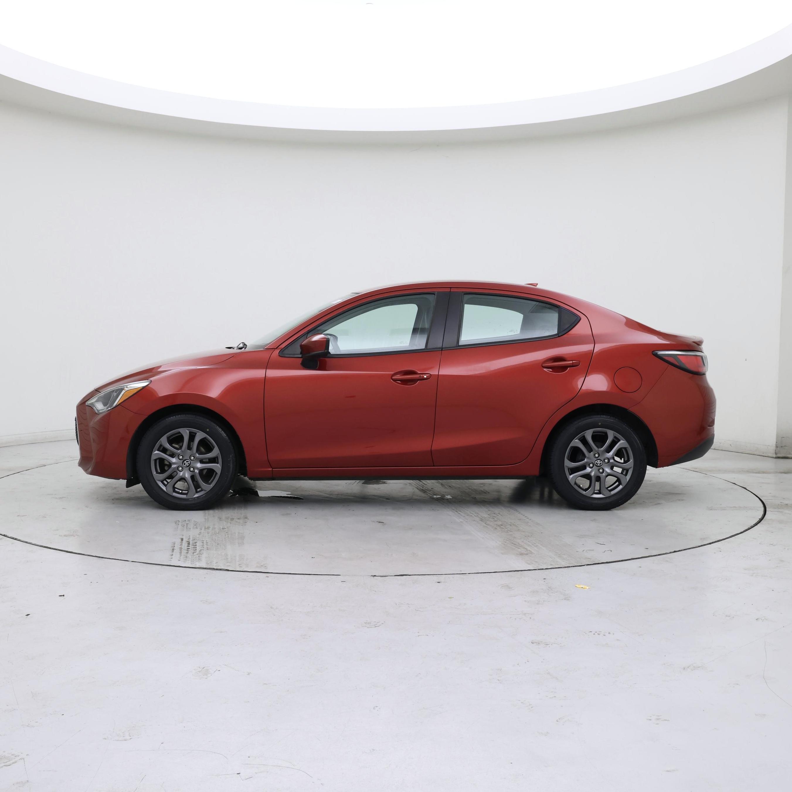Thumbnail: 2017 Kia Rio5 - 3