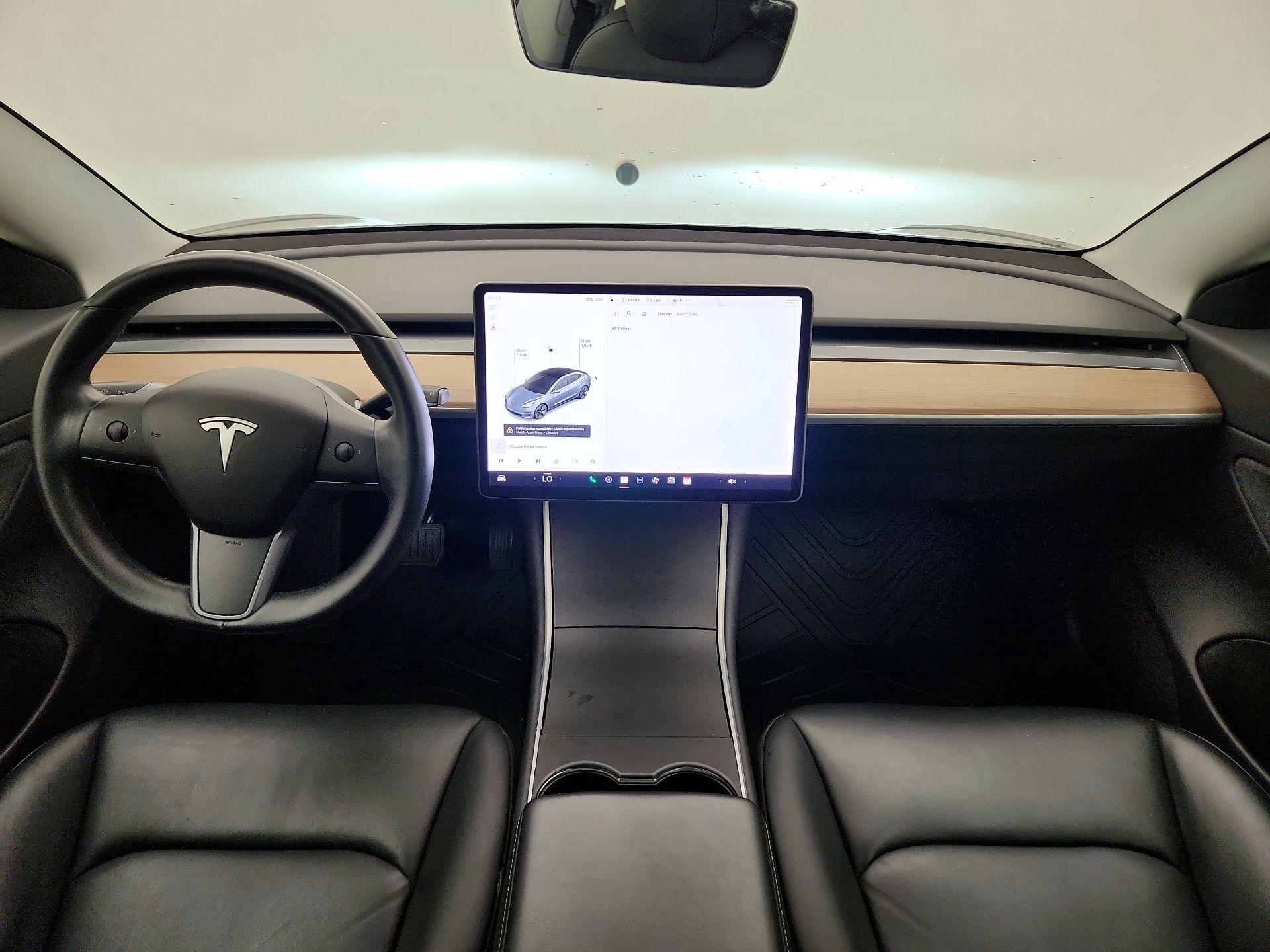 Thumbnail: 2019 Tesla Model 3 - 9