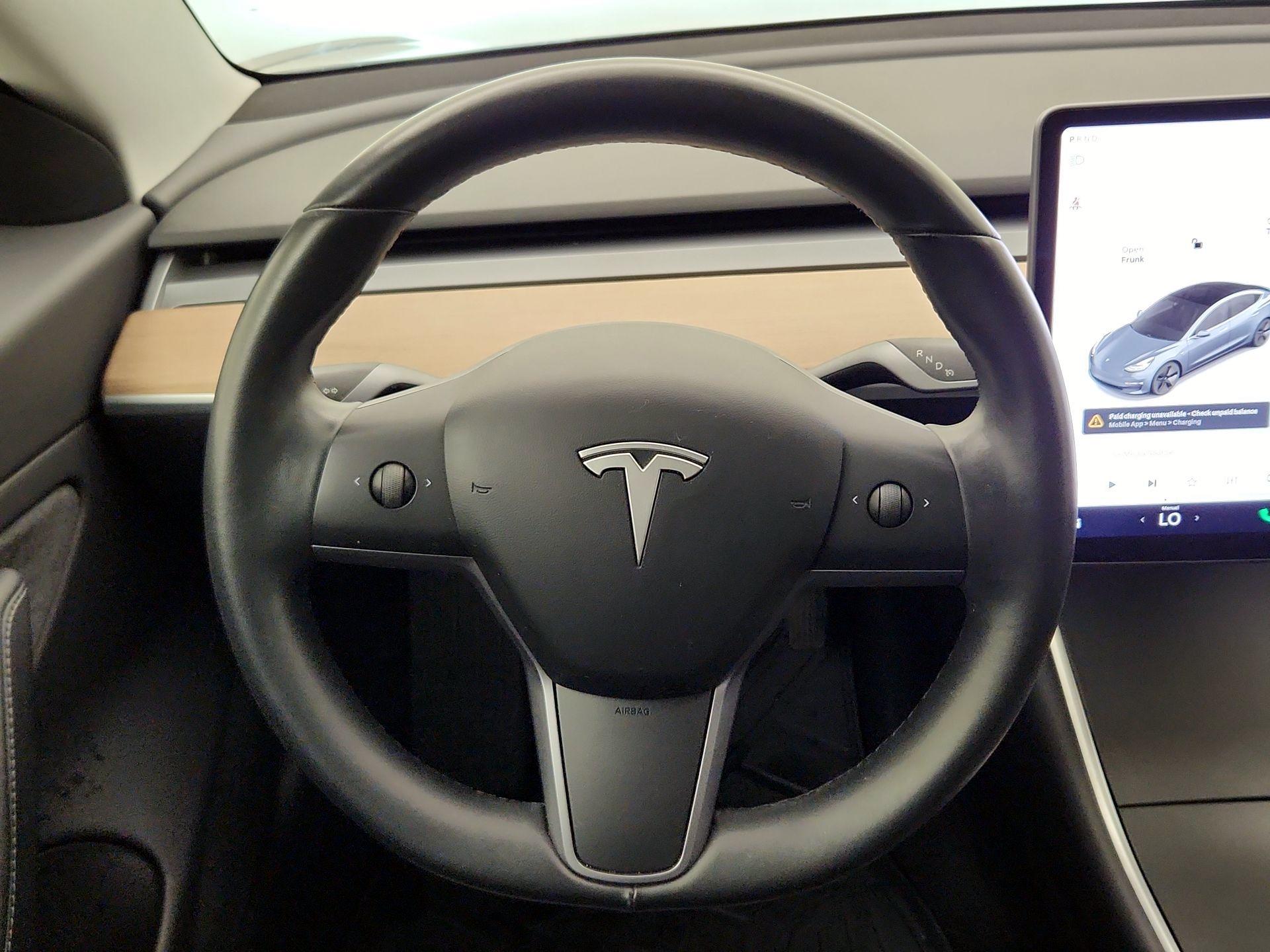 Thumbnail: 2019 Tesla Model 3 - 10