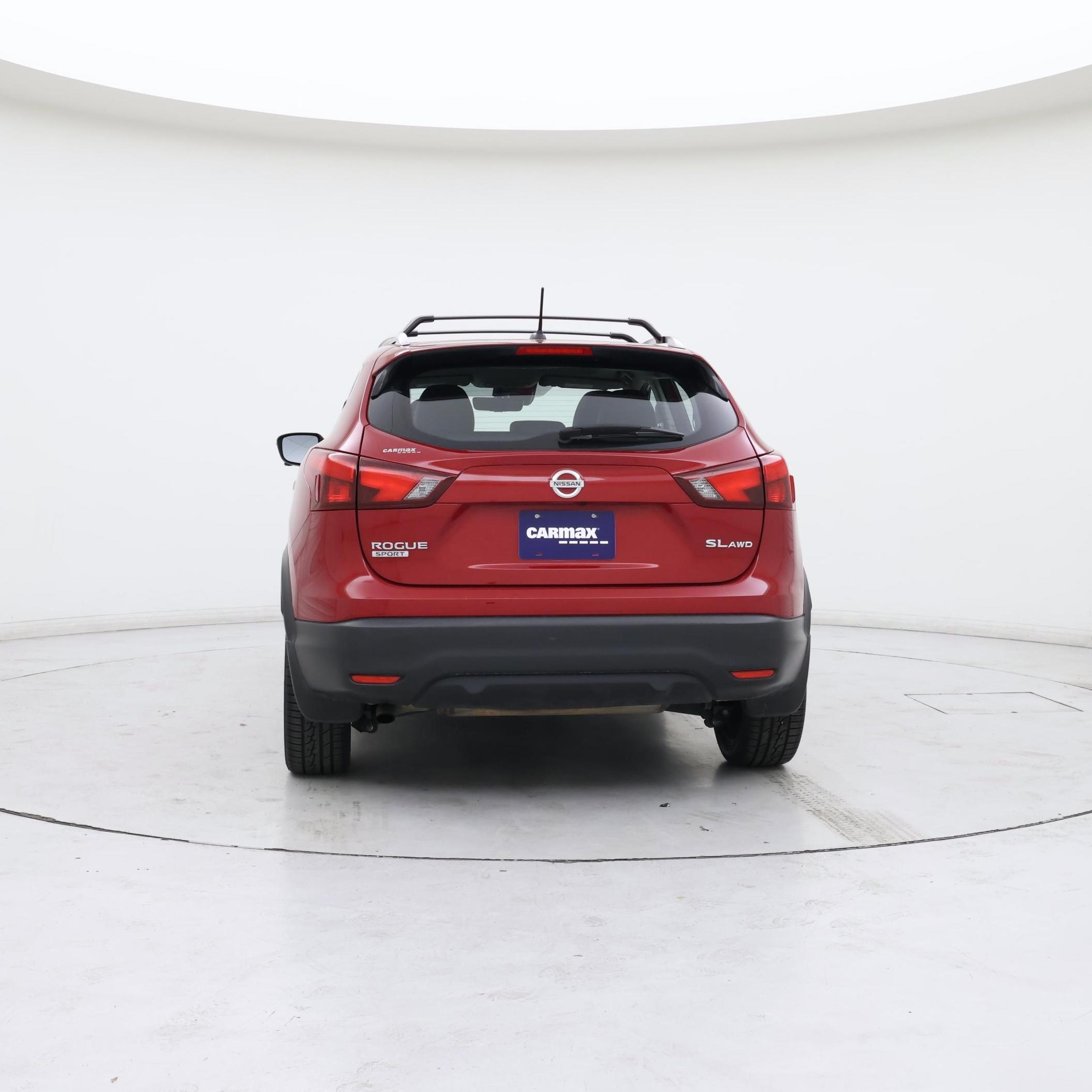 Thumbnail: 2017 Nissan Rogue Sport - 6
