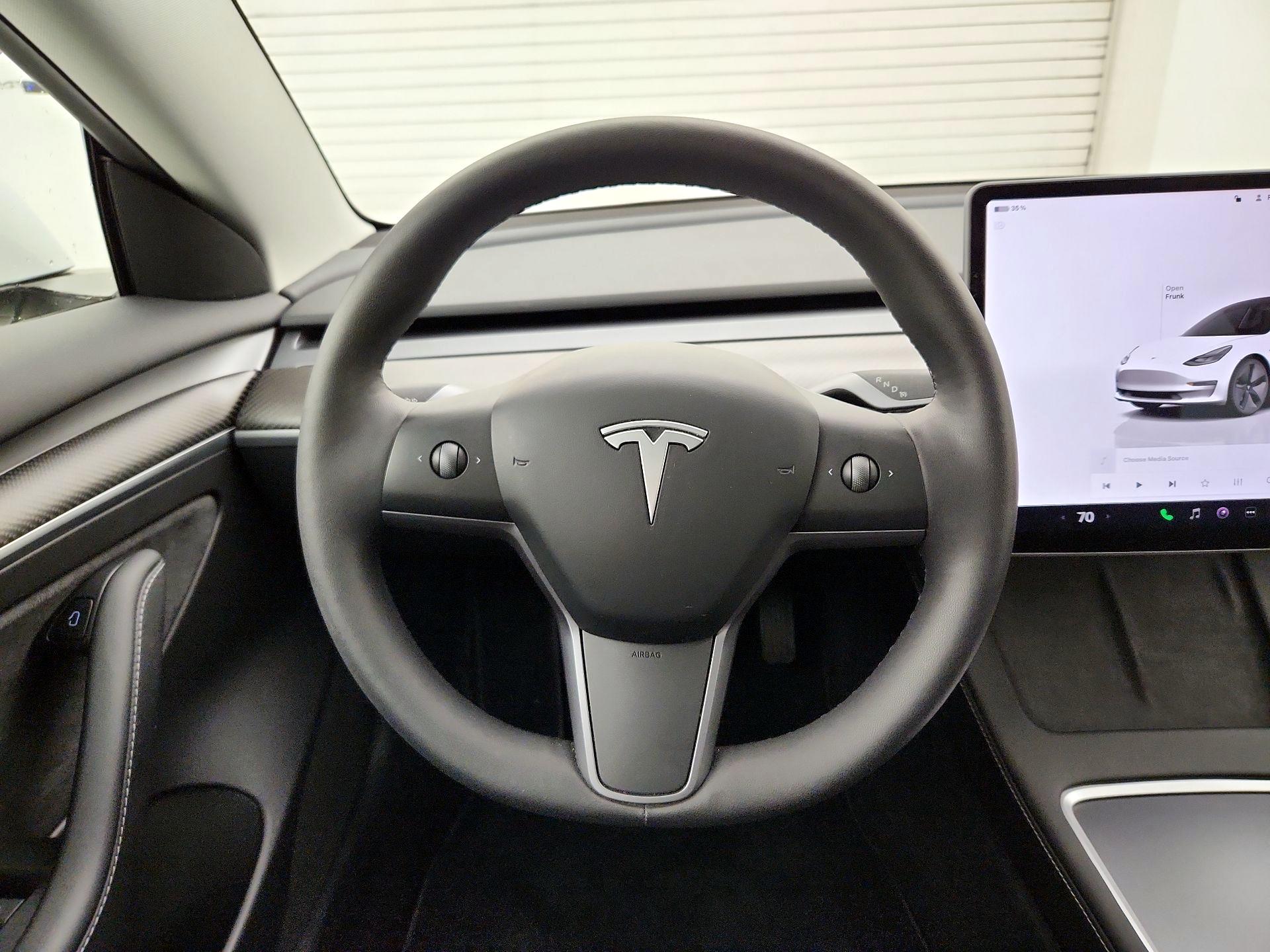 Thumbnail: 2023 Tesla Model 3 - 10