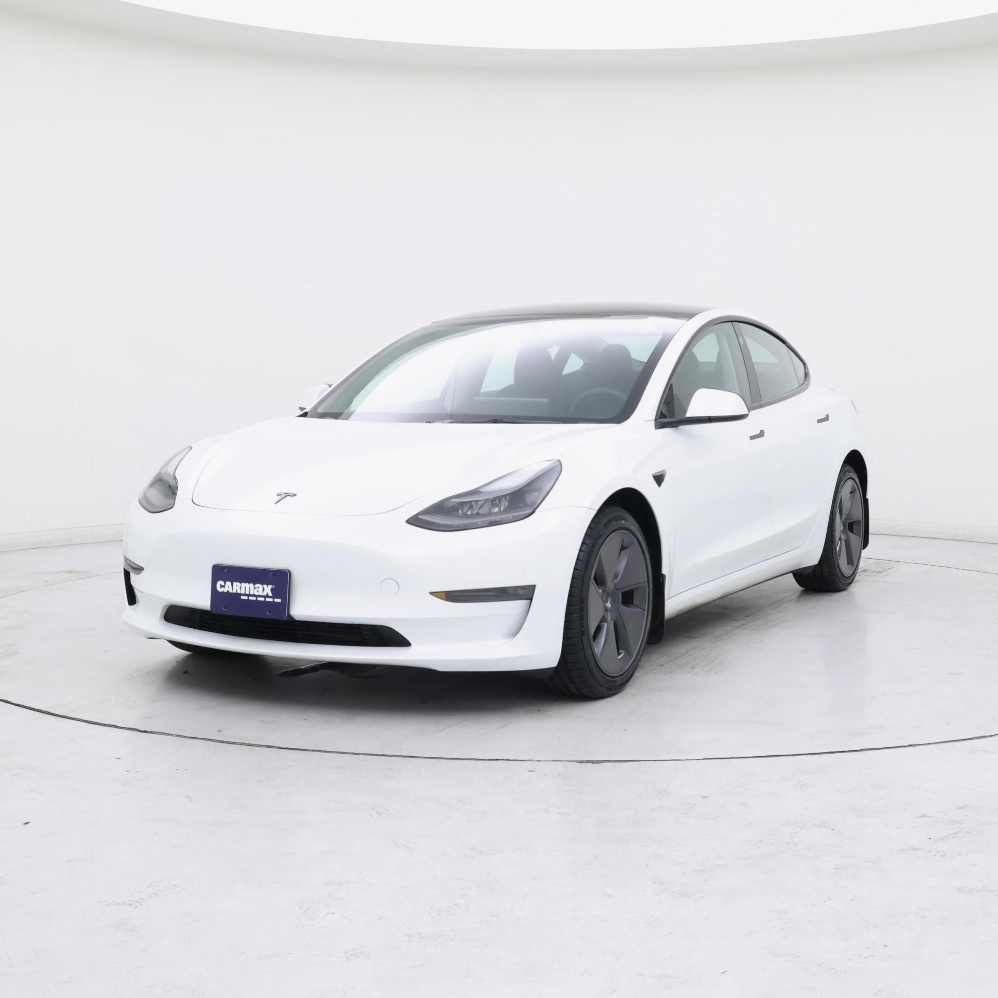 Thumbnail: 2023 Tesla Model 3 - 4