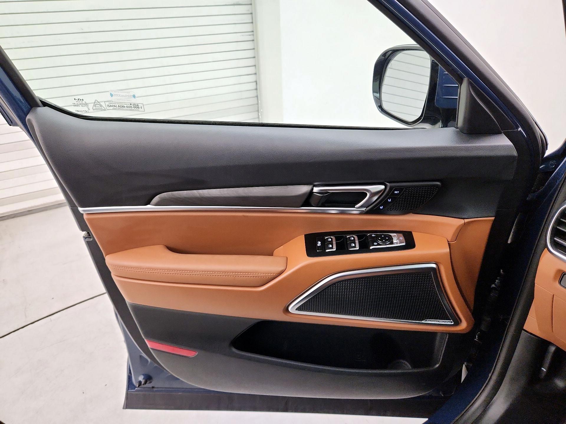 Thumbnail: 2023 Kia Telluride - 12