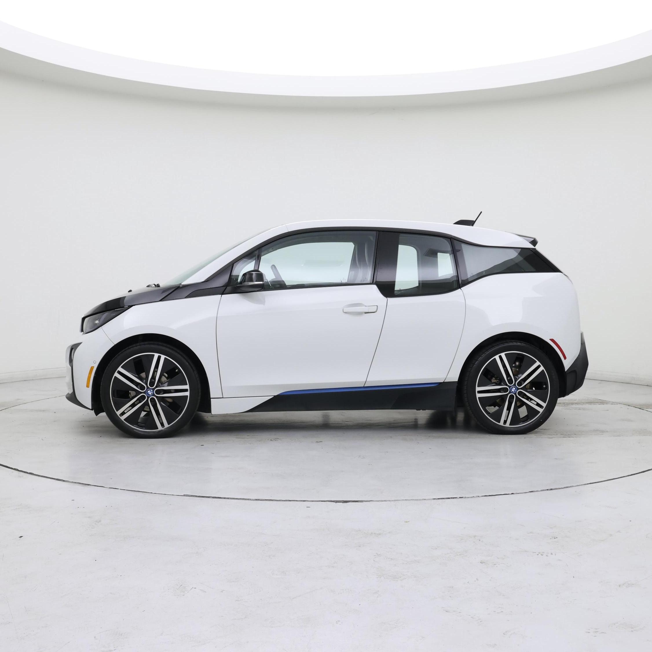 Thumbnail: 2016 BMW i3 - 3