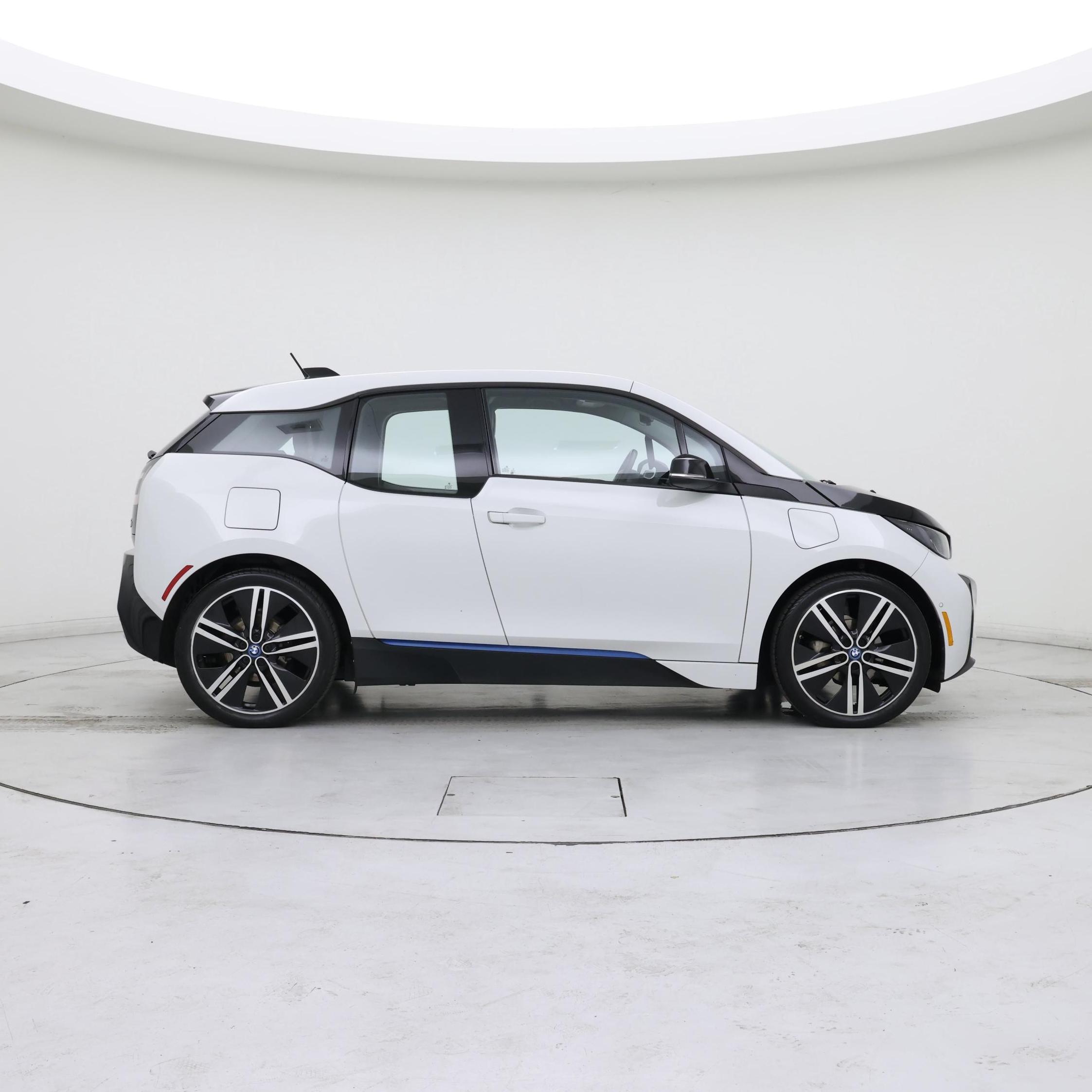 Thumbnail: 2016 BMW i3 - 7