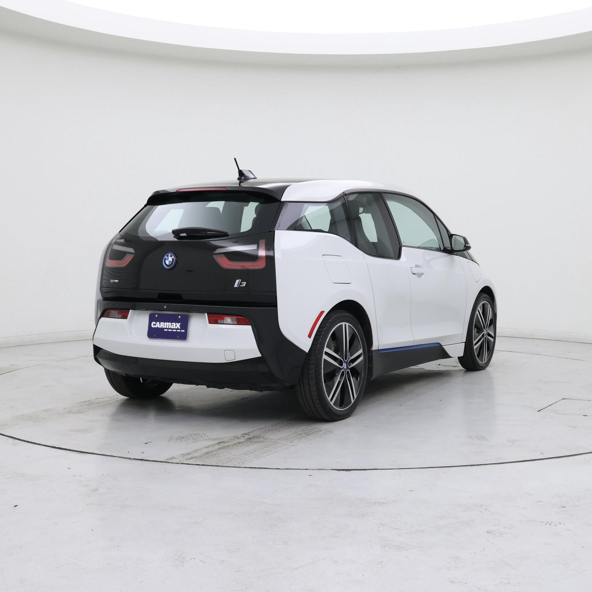 Thumbnail: 2016 BMW i3 - 8