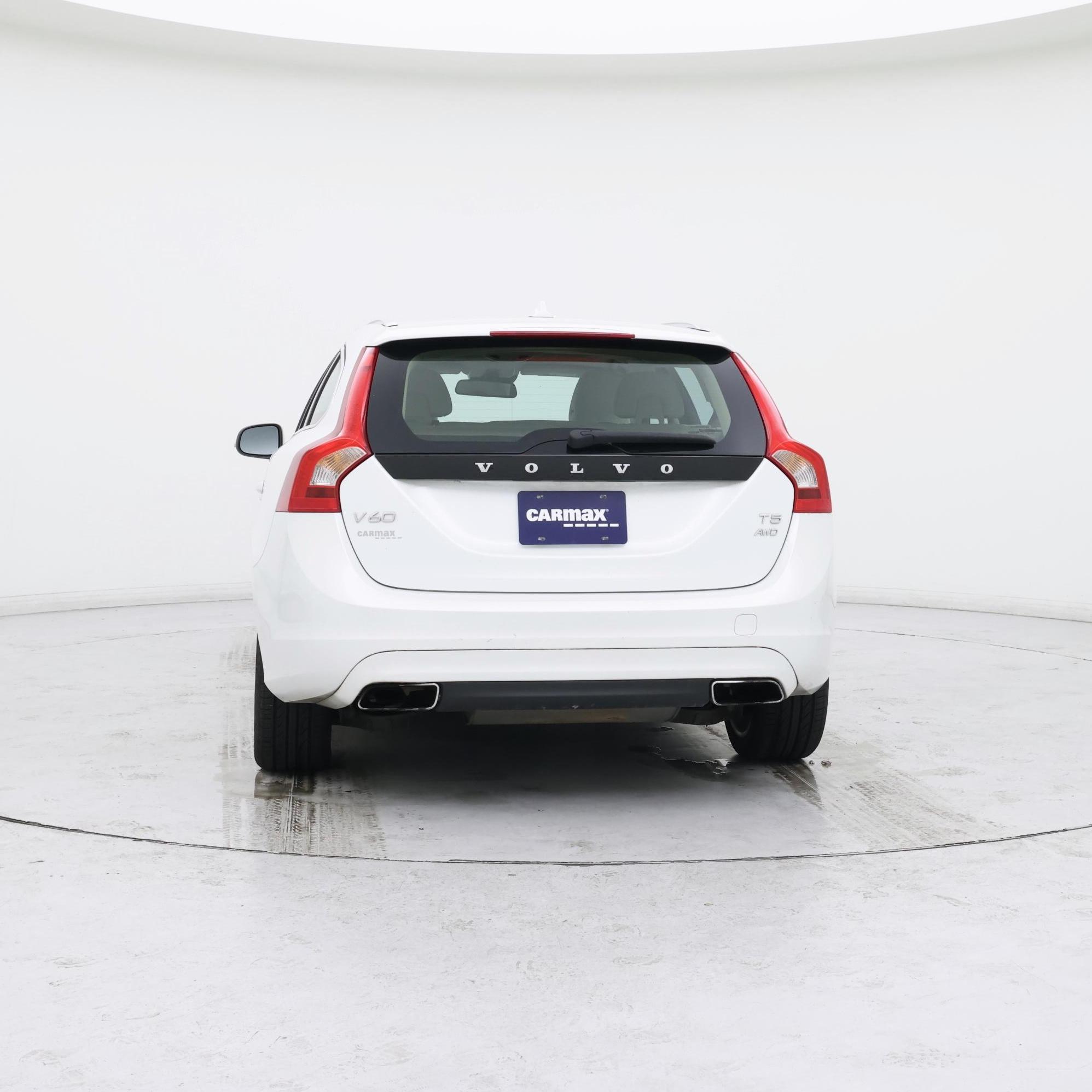 Thumbnail: 2015 Volvo V60 - 6