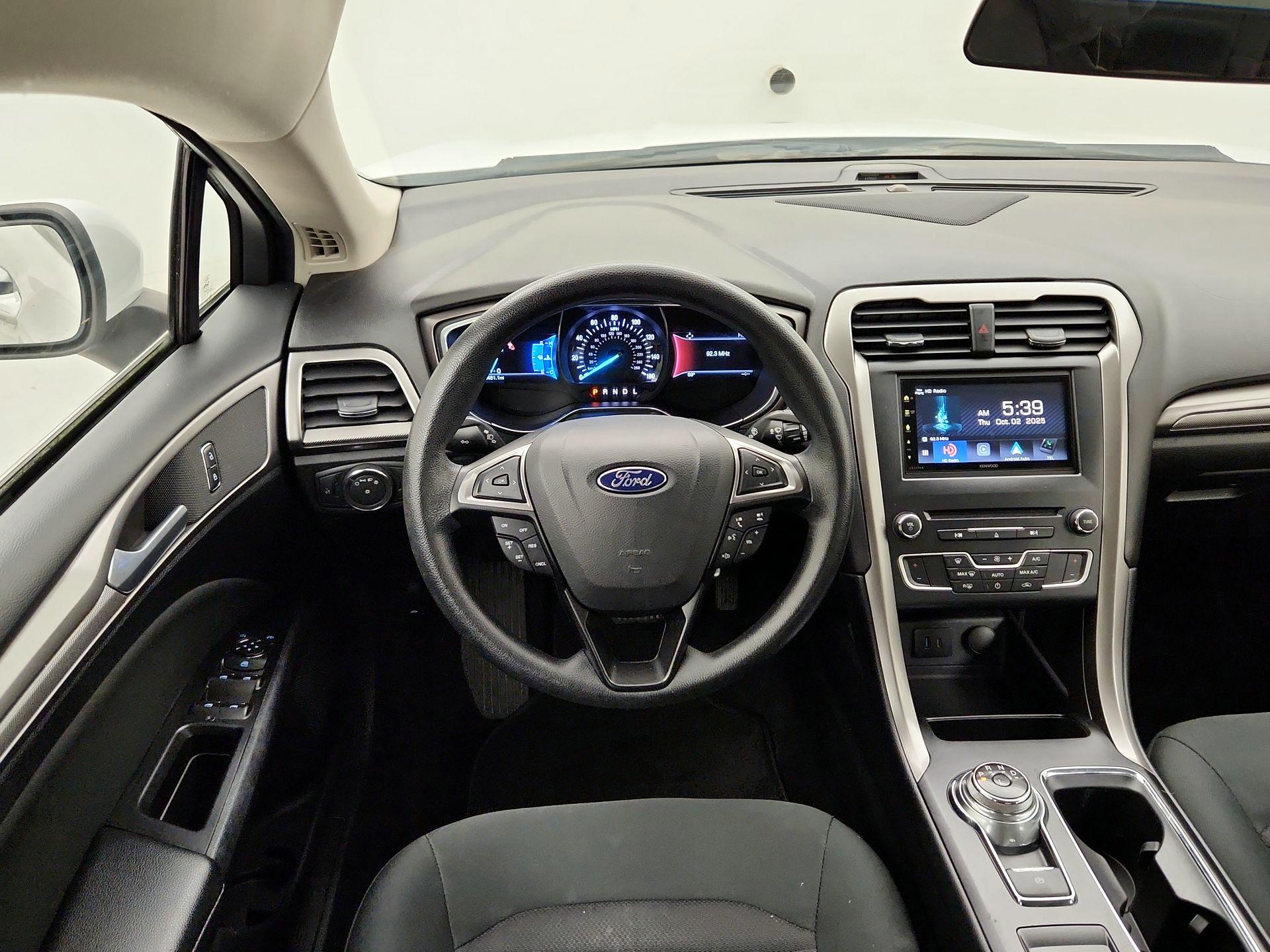 Thumbnail: 2017 Ford Fusion - 10