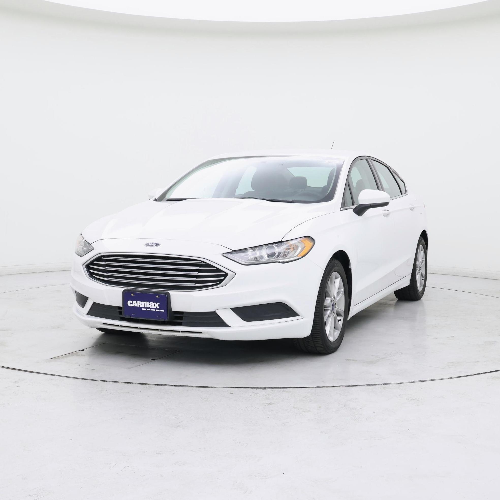 Thumbnail: 2017 Ford Fusion - 4