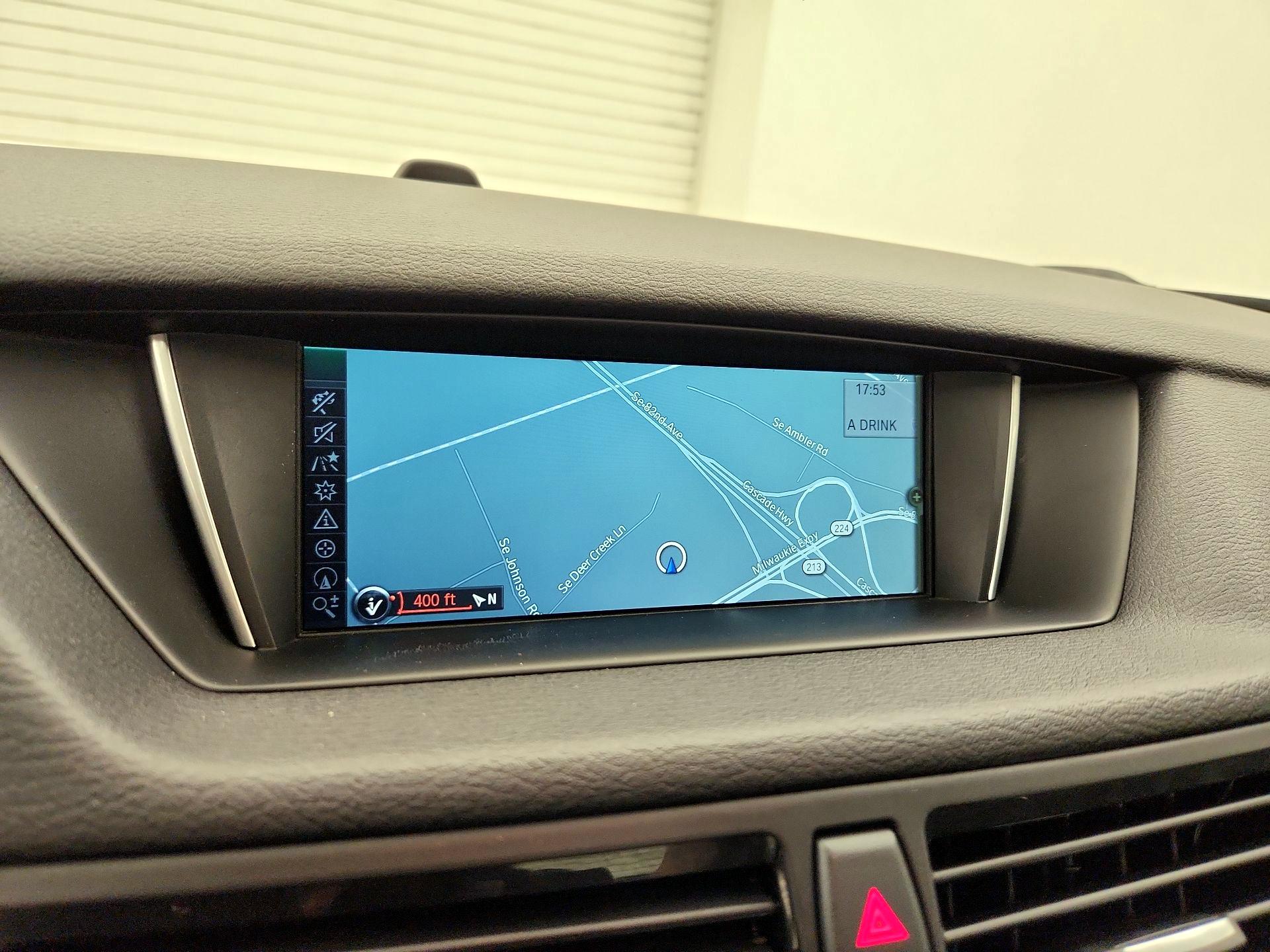Thumbnail: 2015 BMW X1 - 14
