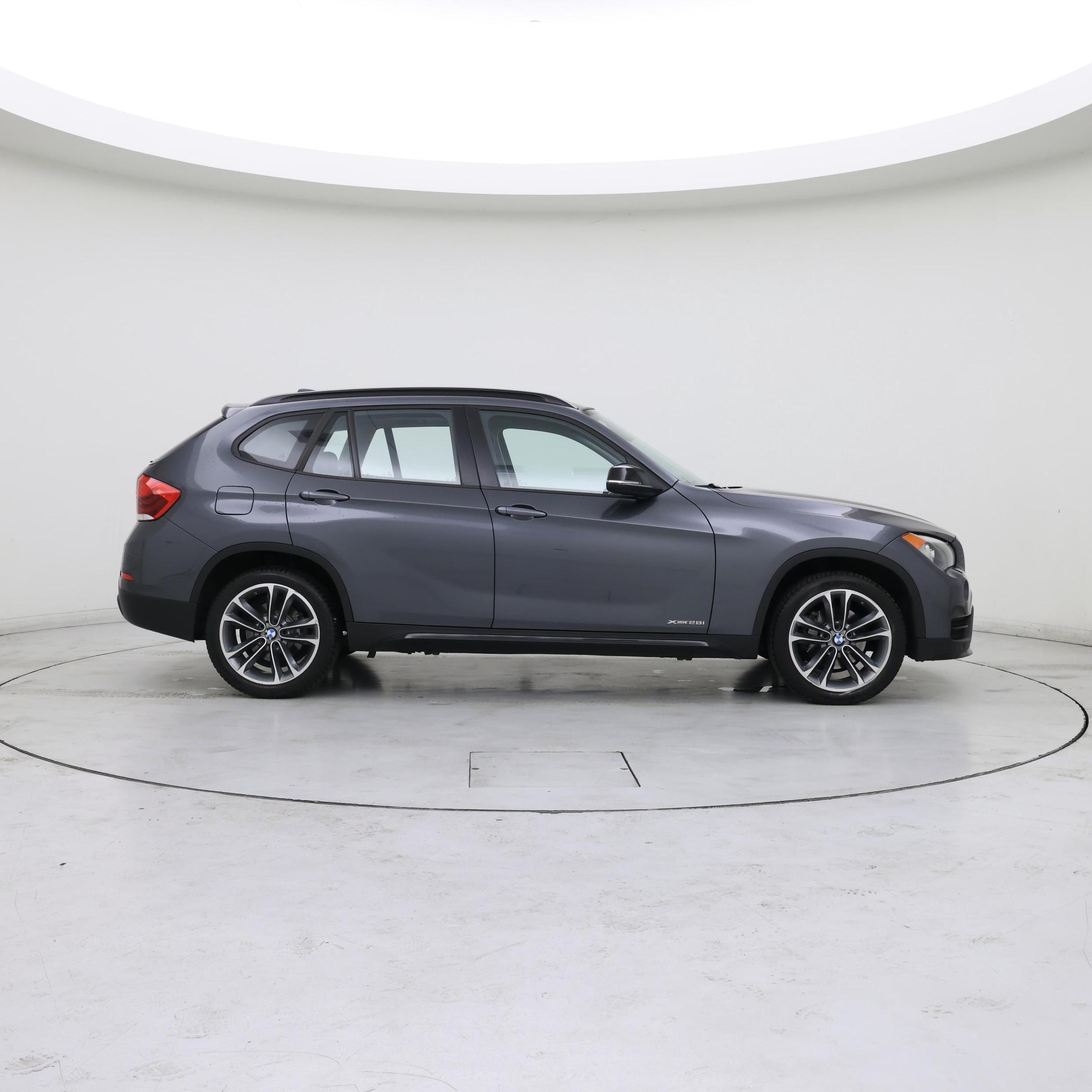 Thumbnail: 2015 BMW X1 - 7