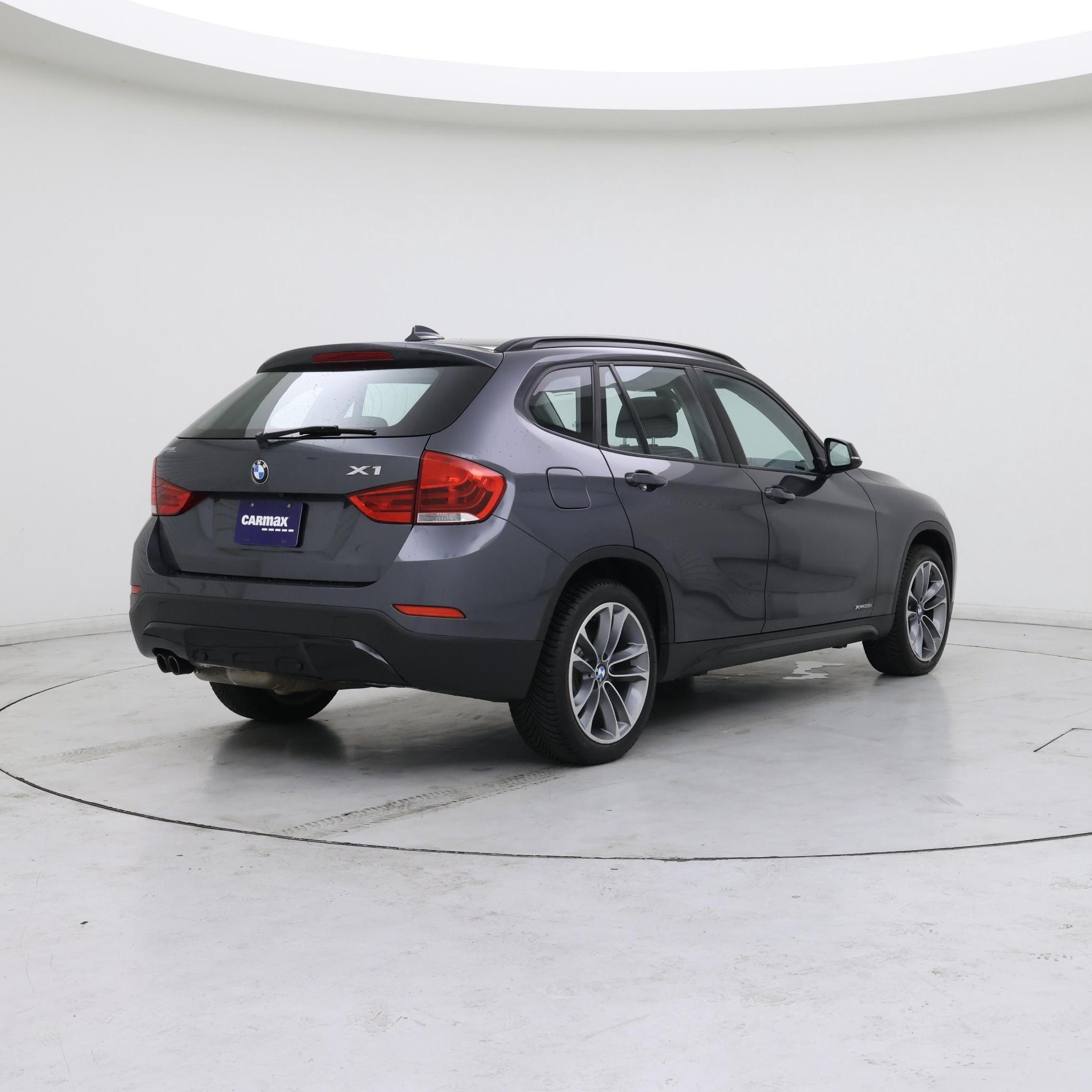 Thumbnail: 2015 BMW X1 - 8
