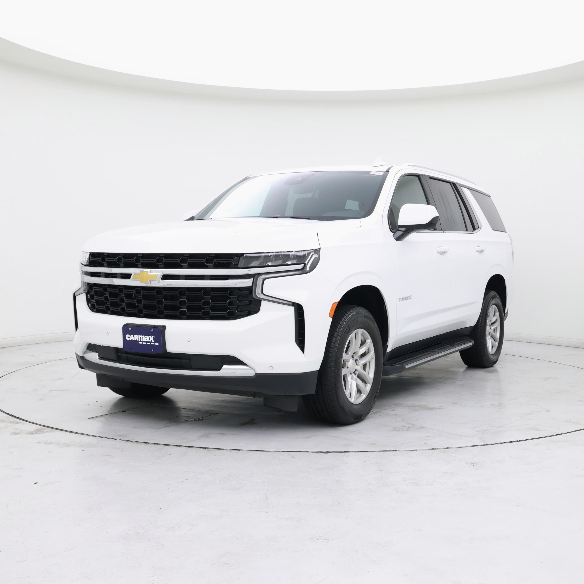 Thumbnail: 2023 Chevrolet Tahoe - 4