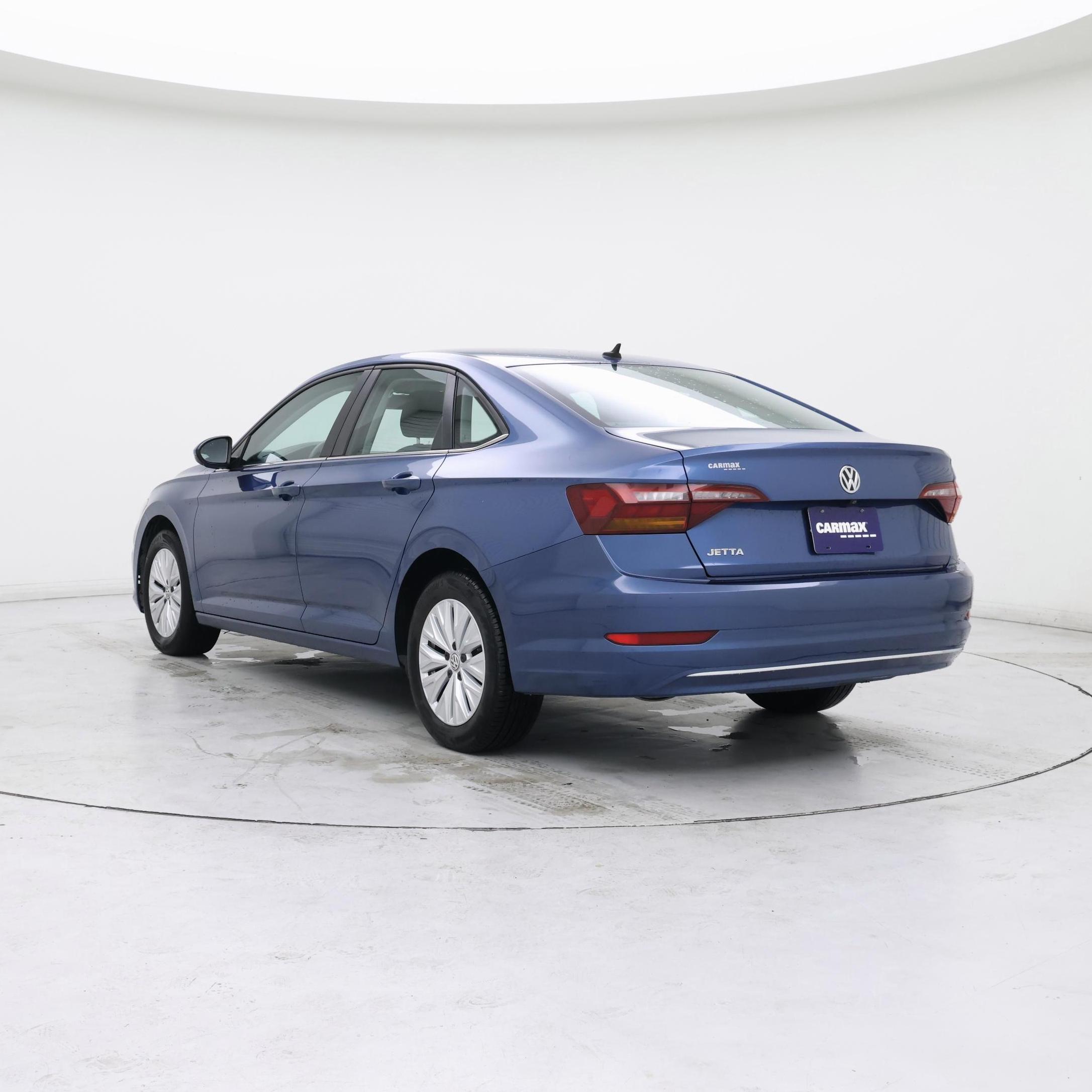 Thumbnail: 2019 Volkswagen Jetta - 2
