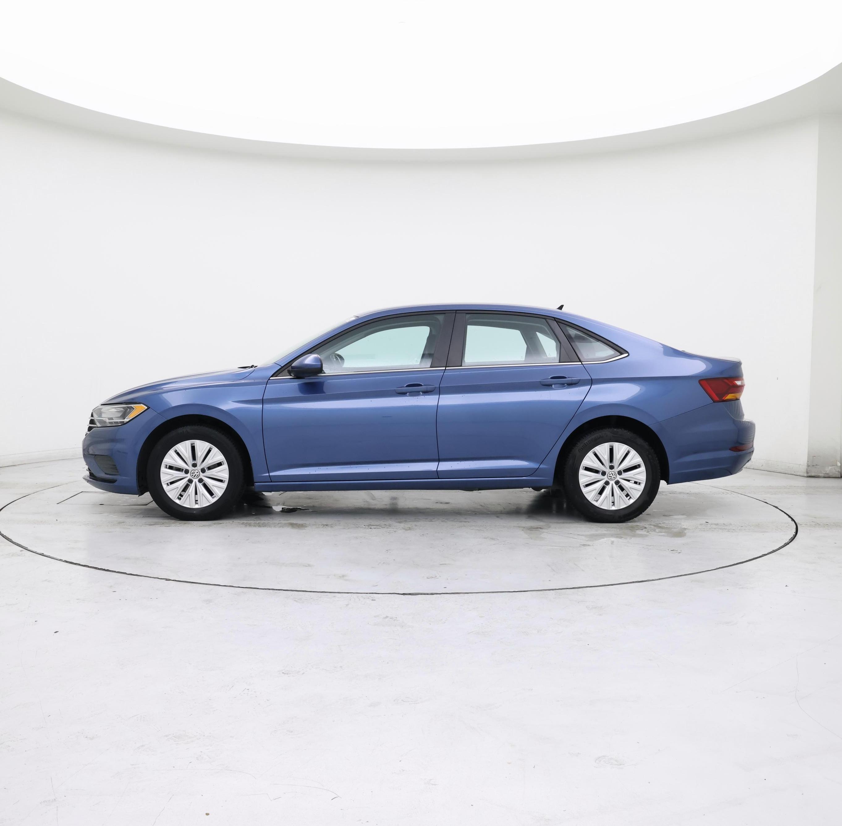 Thumbnail: 2019 Volkswagen Jetta - 3