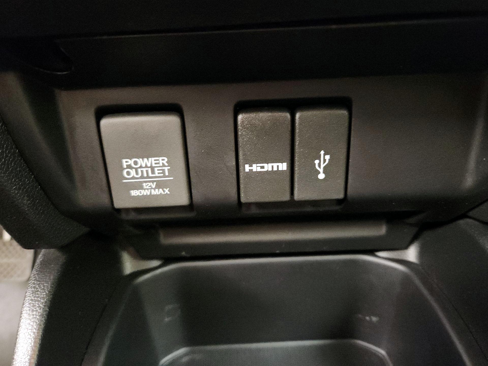 Thumbnail: 2015 Honda Fit - 18