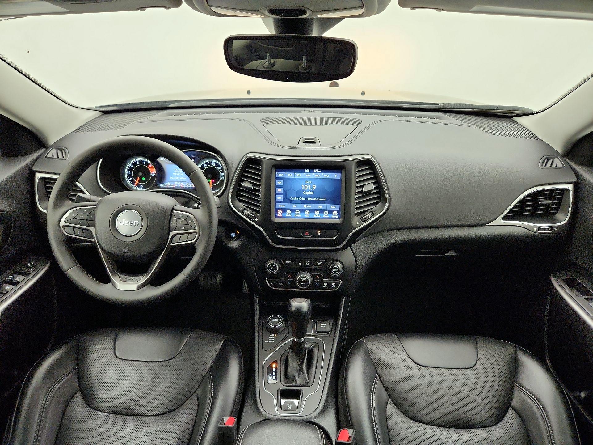 Thumbnail: 2022 Jeep Cherokee - 9