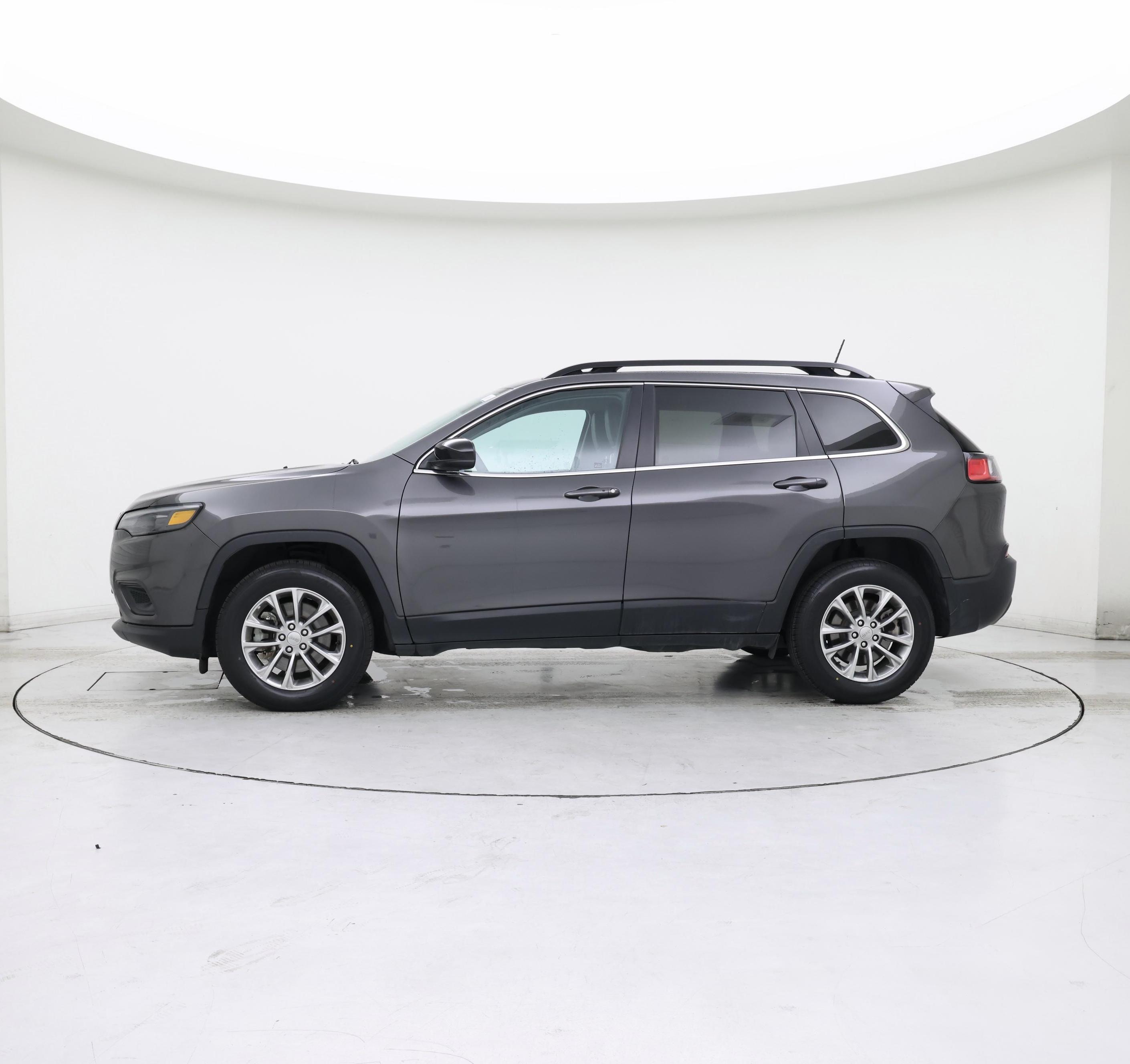 Thumbnail: 2022 Jeep Cherokee - 3
