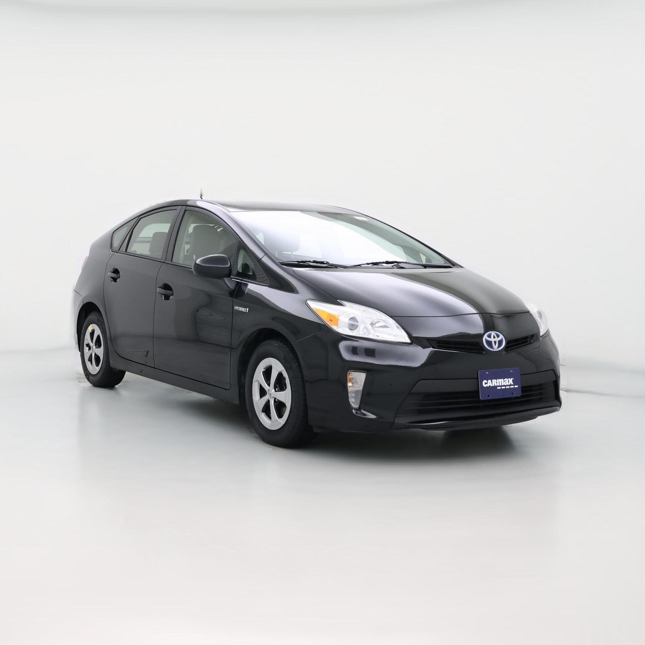 Thumbnail: 2015 Toyota Prius - 1