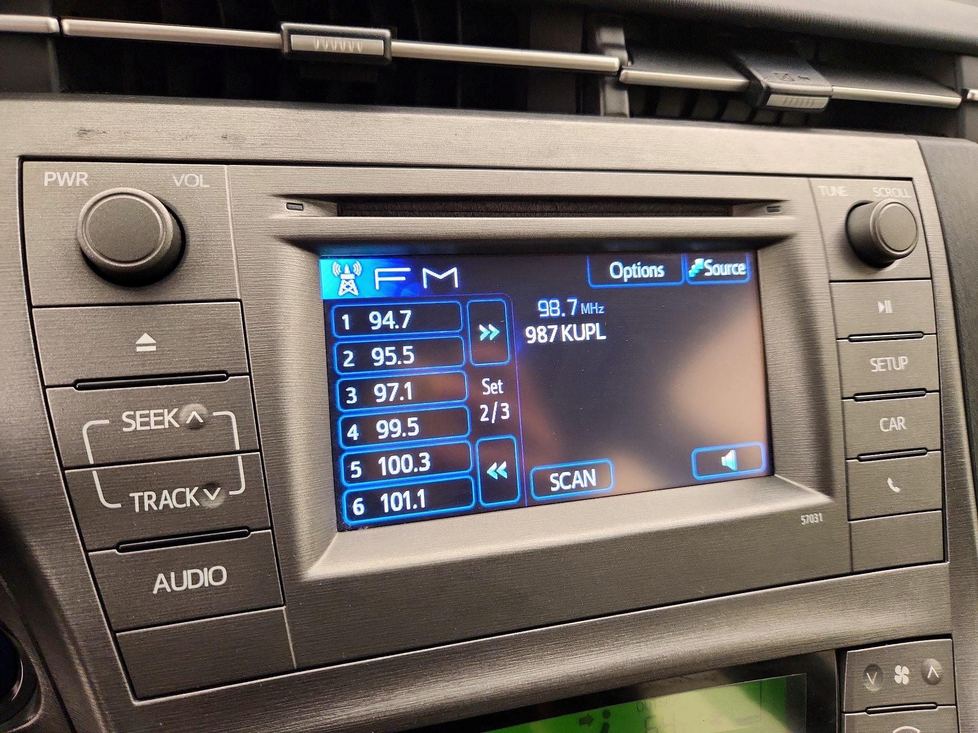 Thumbnail: 2015 Toyota Prius - 15