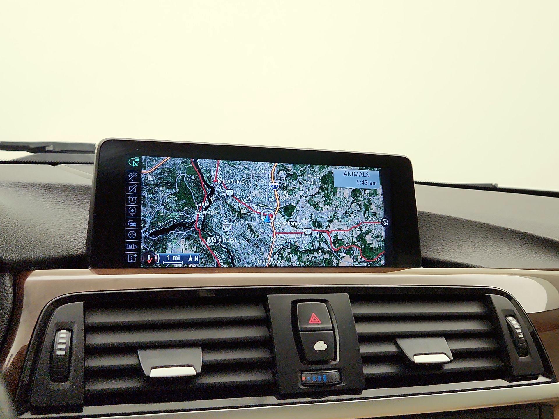 Thumbnail: 2015 BMW 3 Series - 14