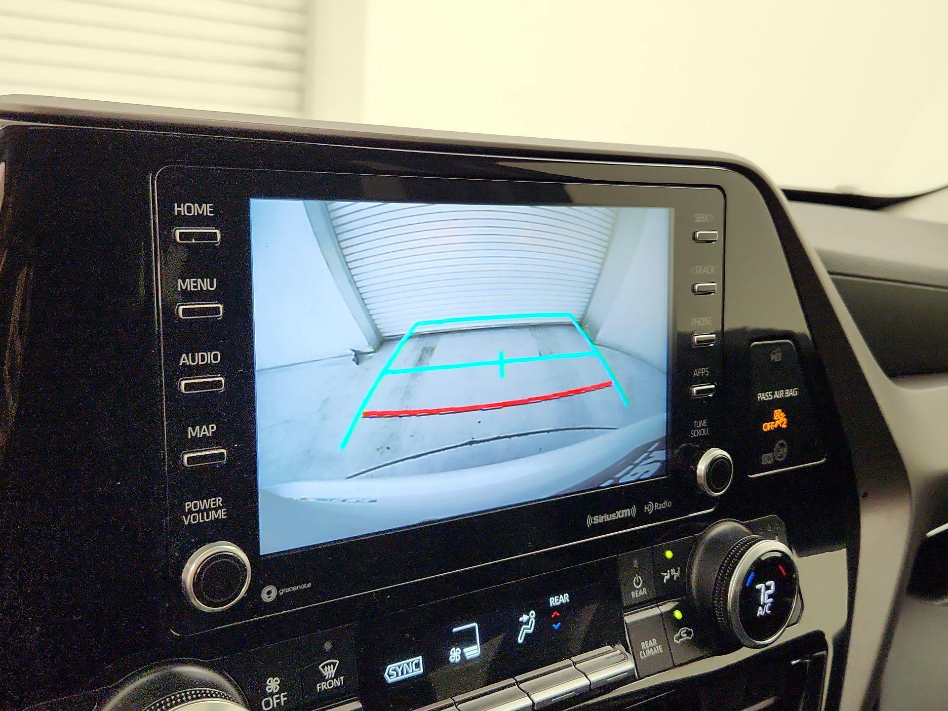 Thumbnail: 2021 Toyota Highlander - 14