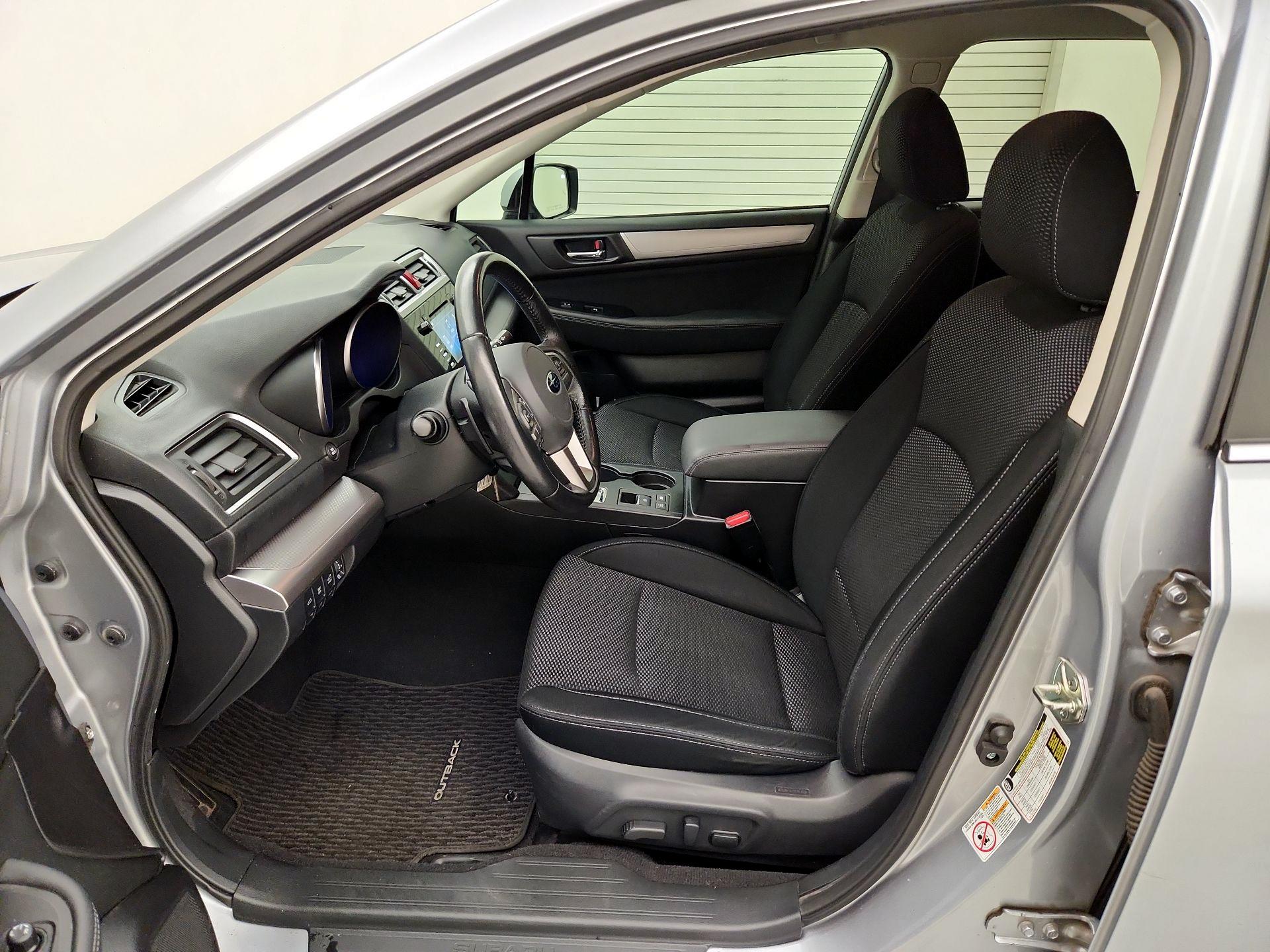 Thumbnail: 2015 Subaru Outback - 11