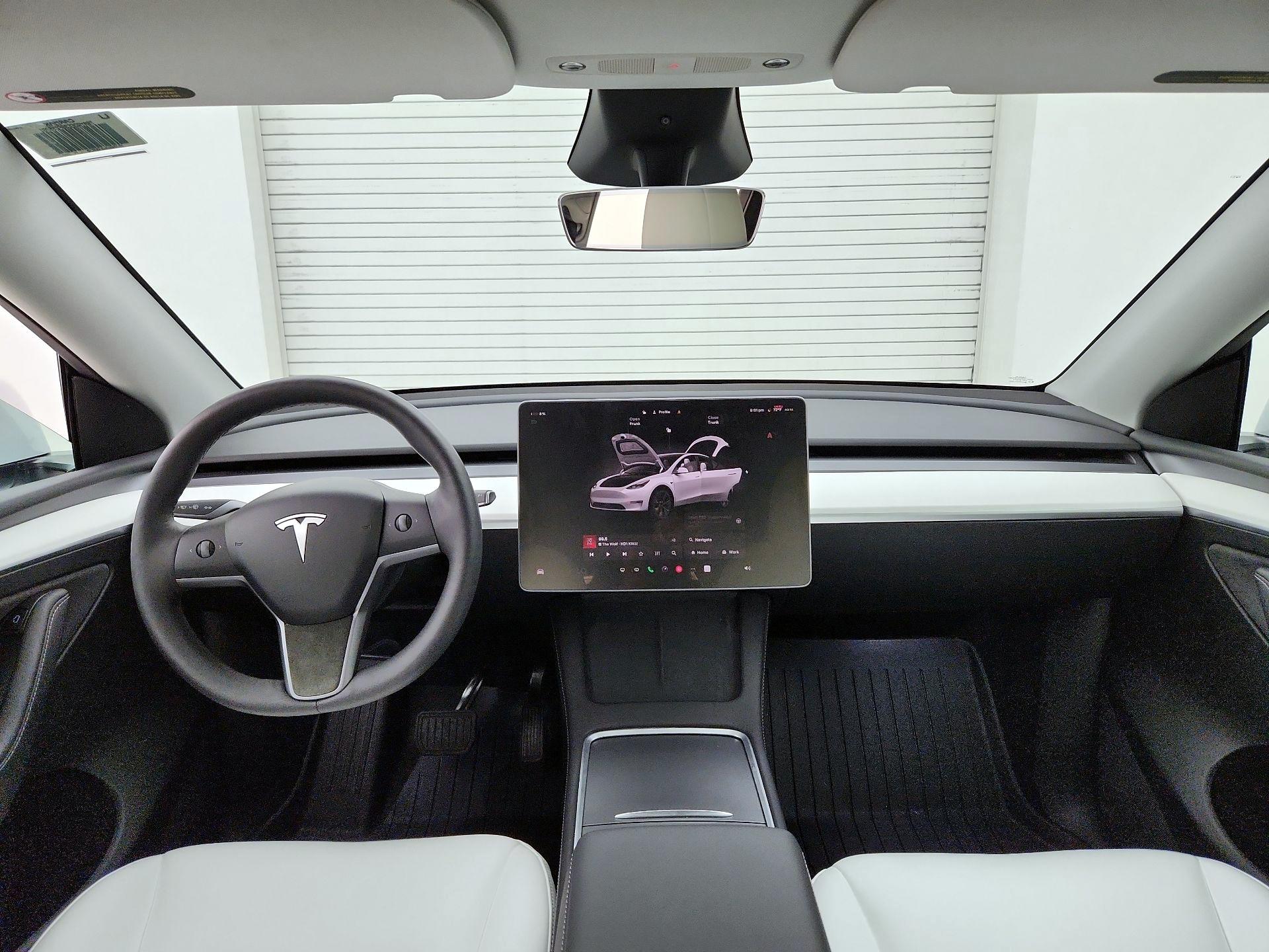 Thumbnail: 2025 Tesla Model Y - 9