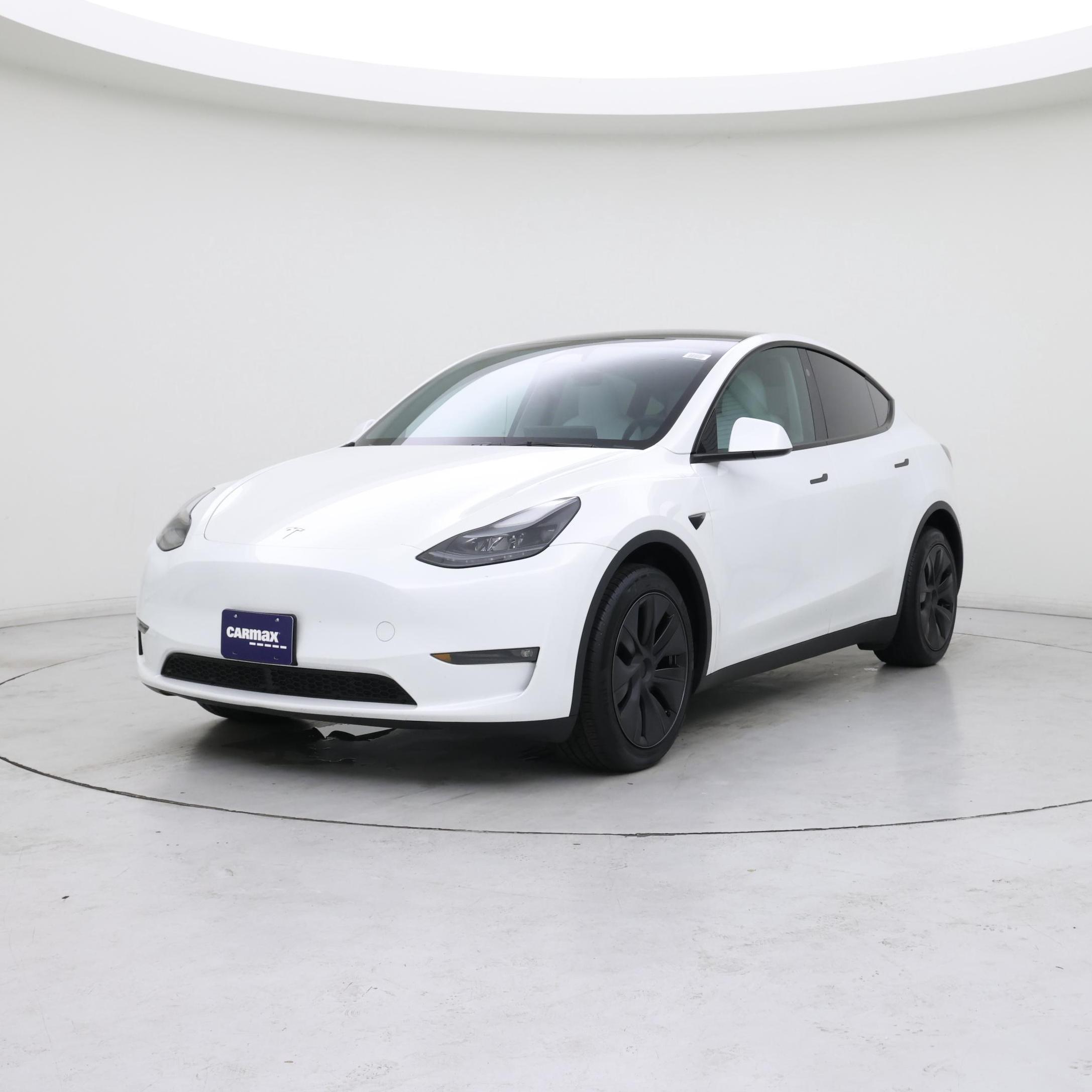 Thumbnail: 2025 Tesla Model Y - 4