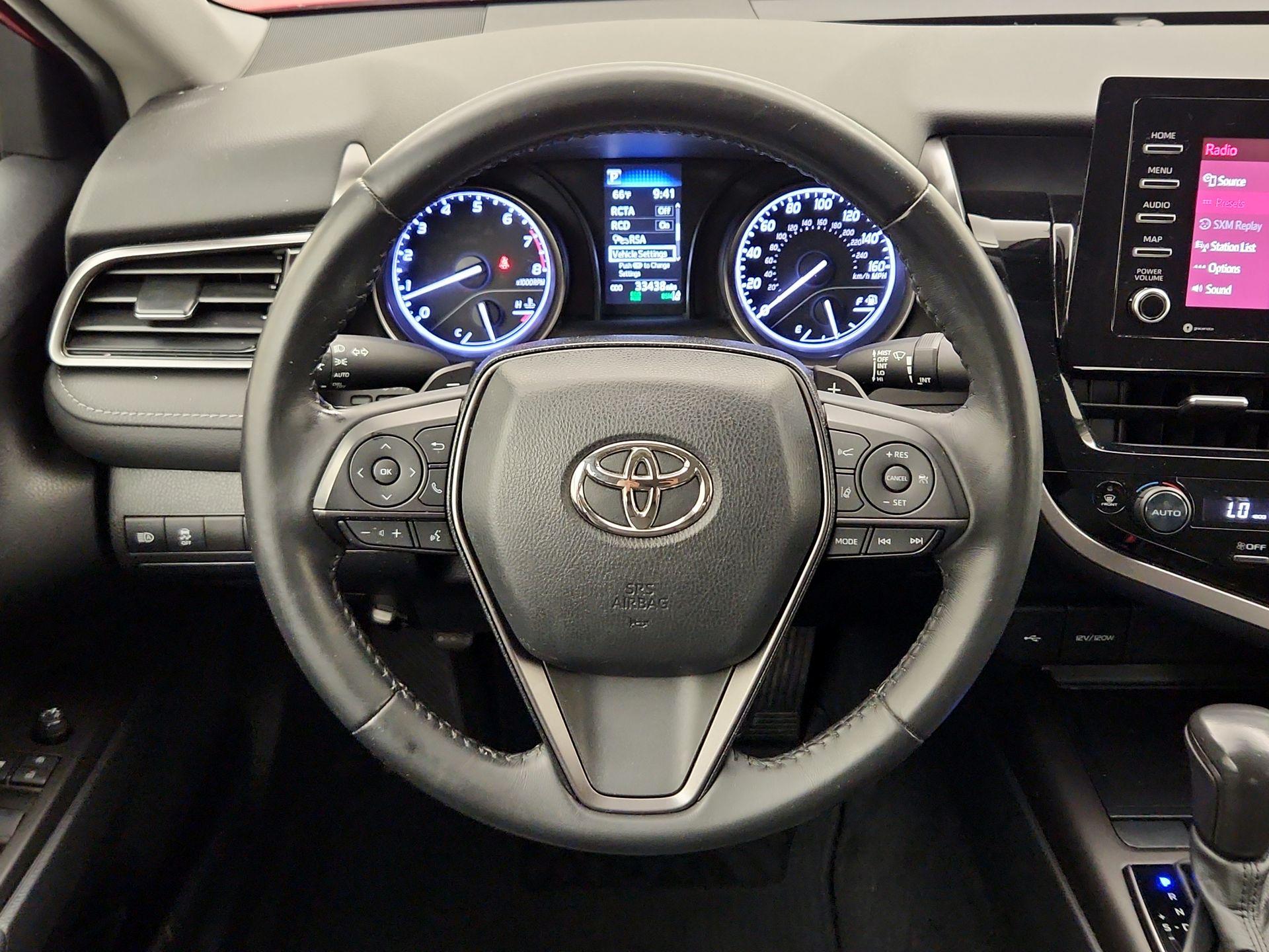 Thumbnail: 2022 Toyota Camry - 10