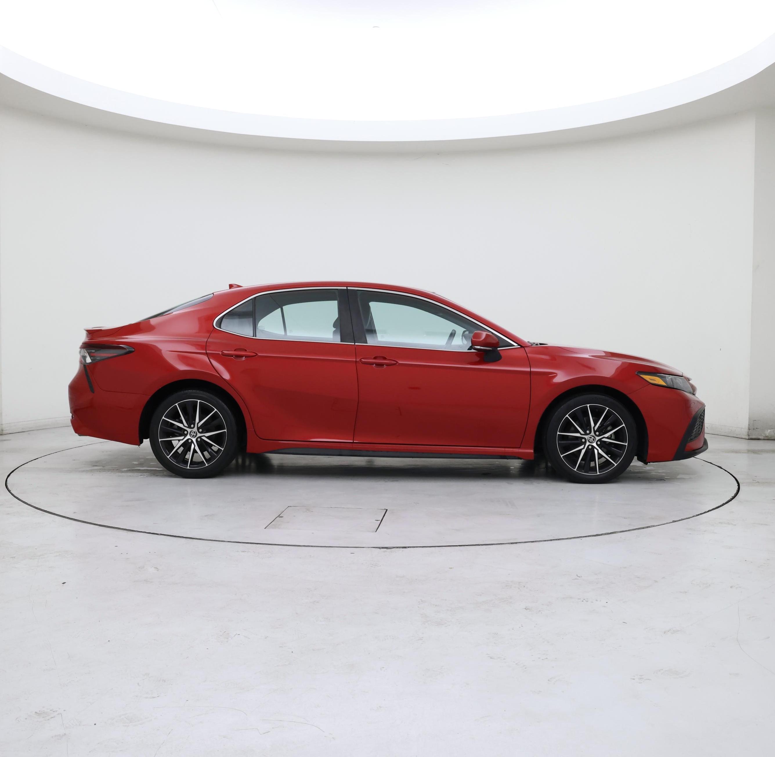 Thumbnail: 2022 Toyota Camry - 7
