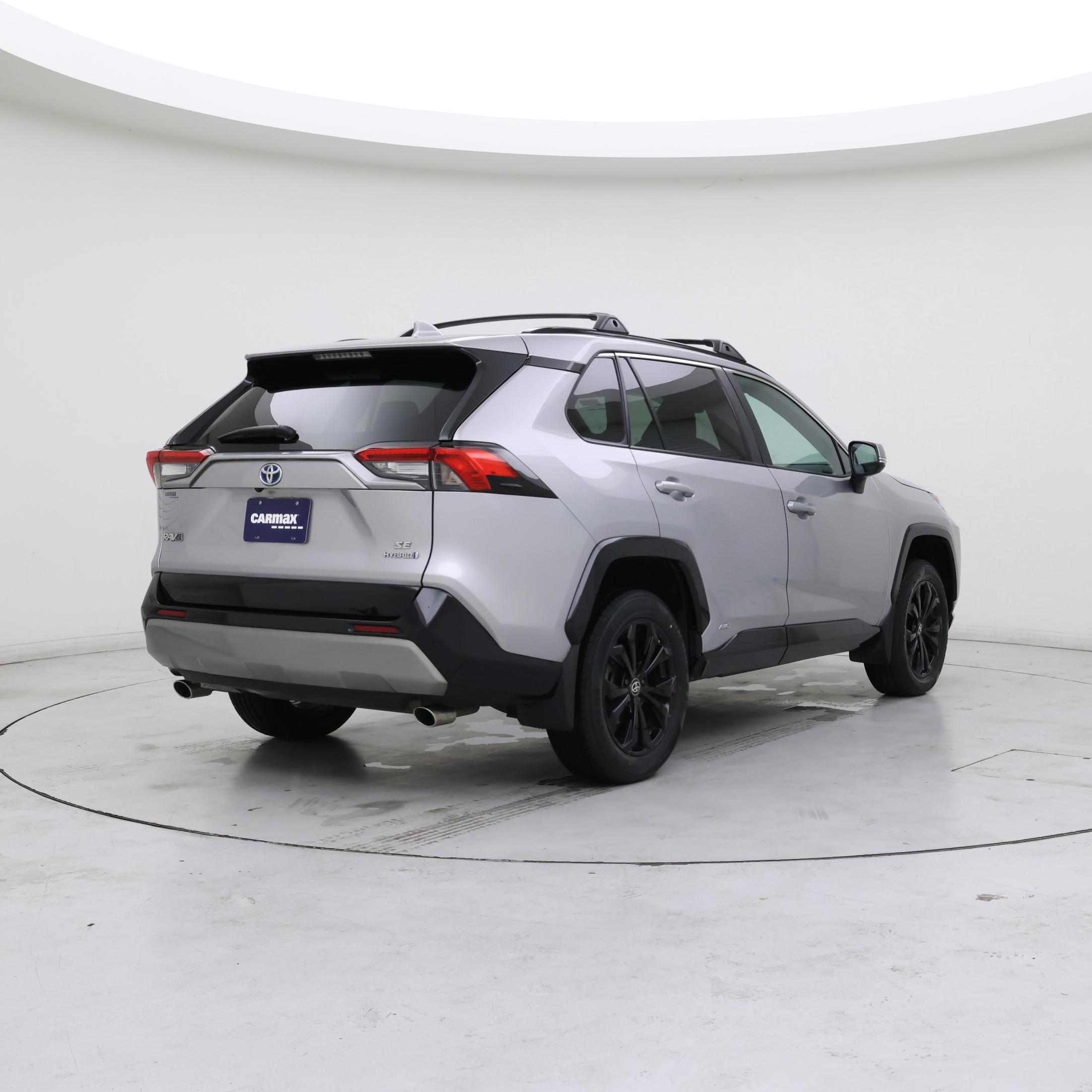 Thumbnail: 2022 Toyota RAV4 - 8