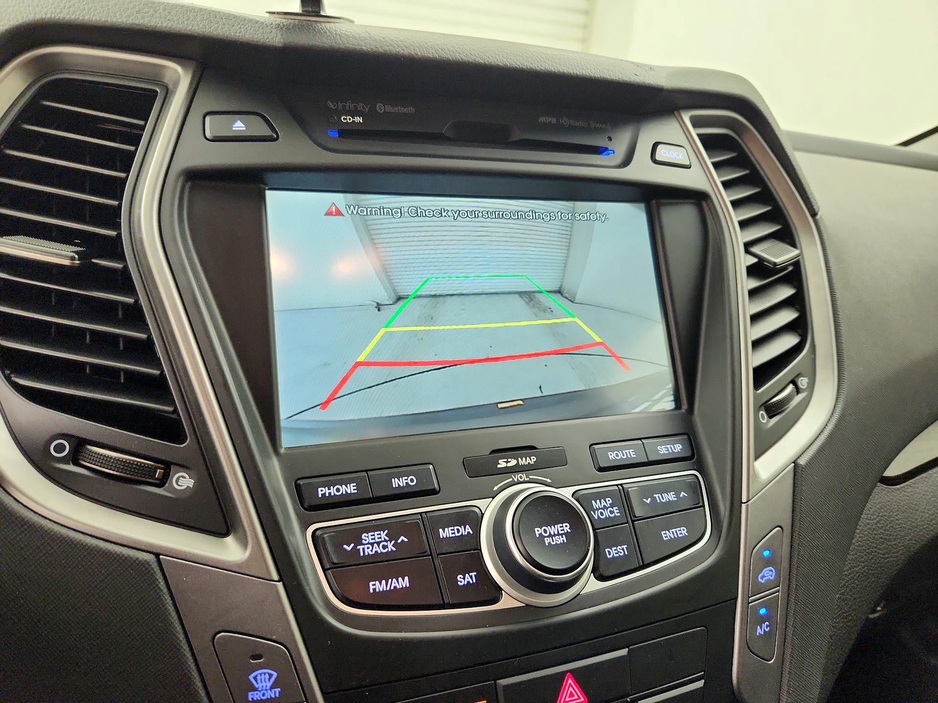 Thumbnail: 2014 Hyundai Santa Fe - 15