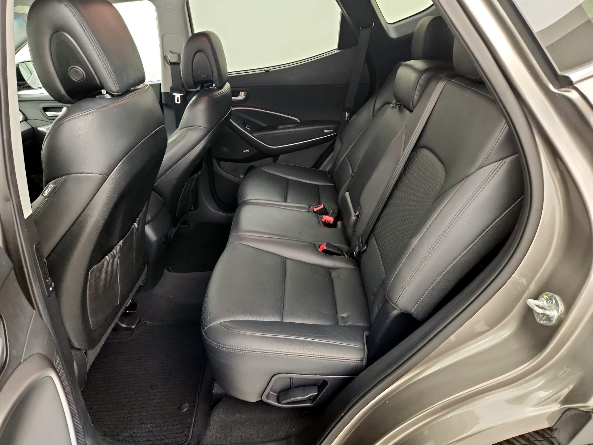 Thumbnail: 2014 Hyundai Santa Fe - 20