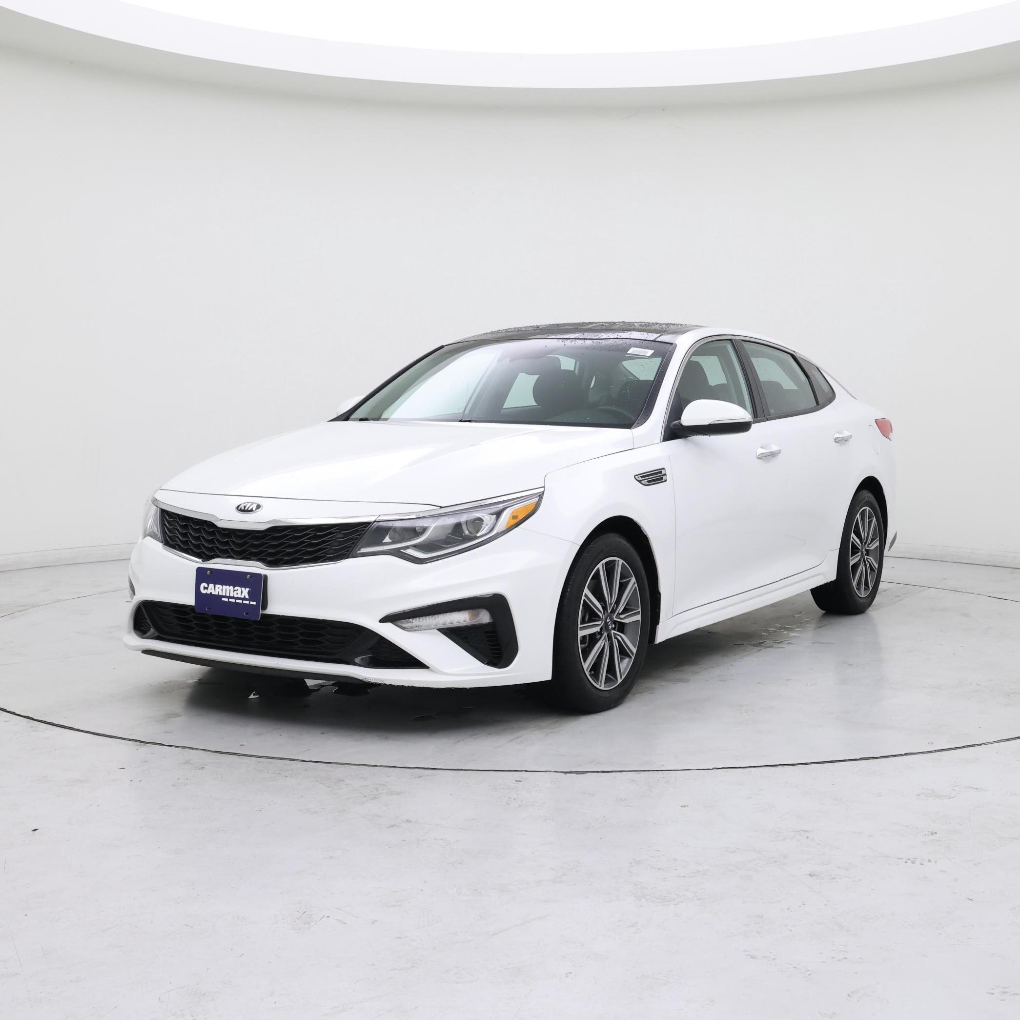Thumbnail: 2019 Kia Optima - 4