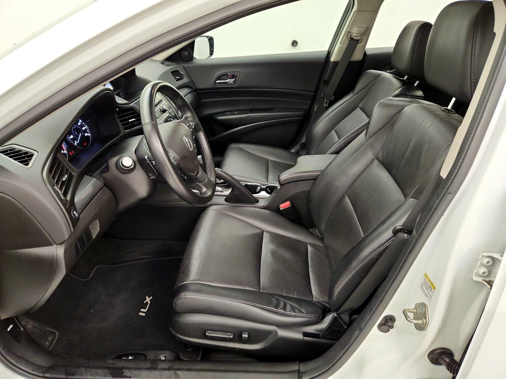 Thumbnail: 2015 Acura ILX - 11