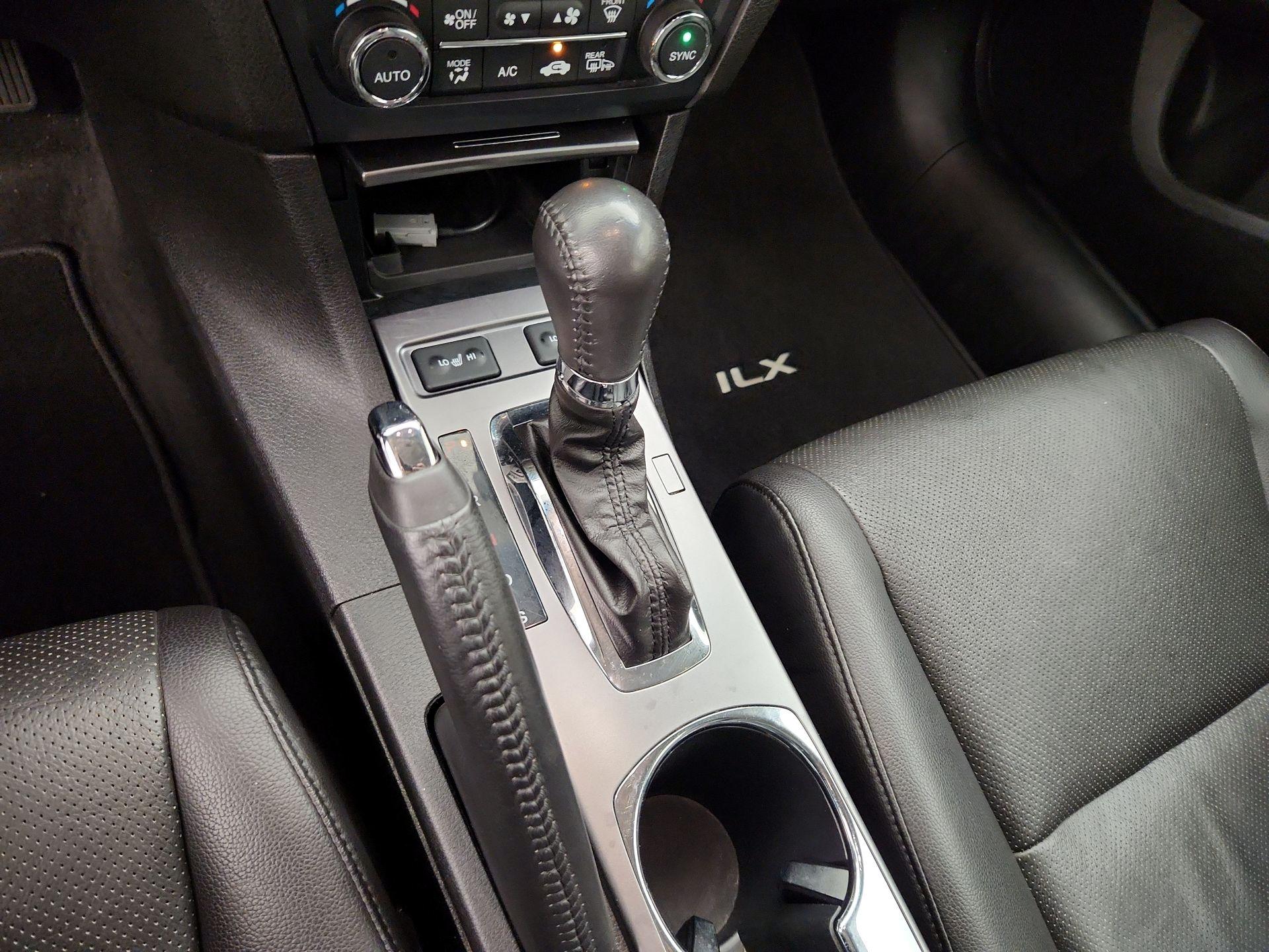 Thumbnail: 2015 Acura ILX - 16