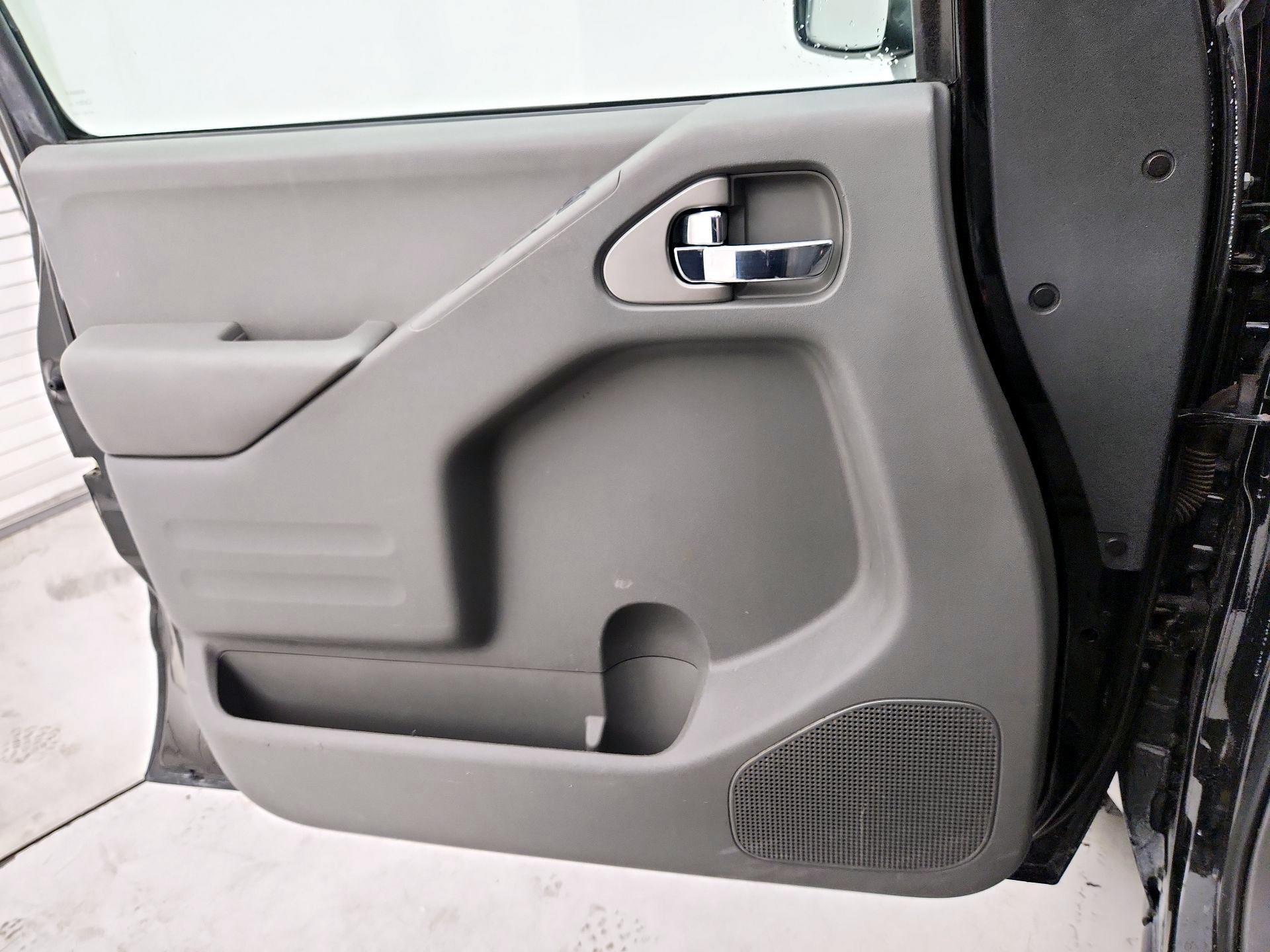 Thumbnail: 2017 Nissan Frontier - 12