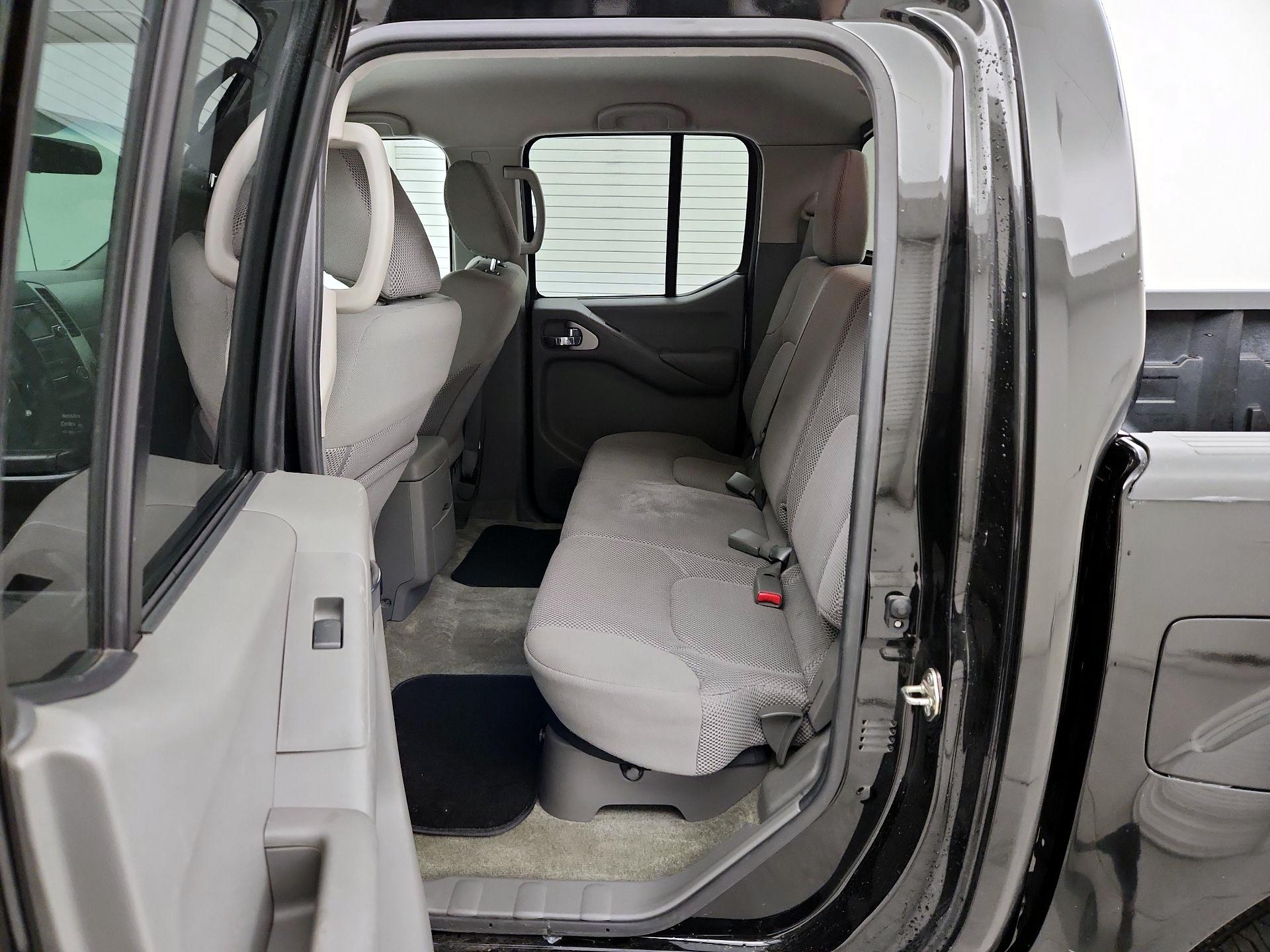 Thumbnail: 2017 Nissan Frontier - 18