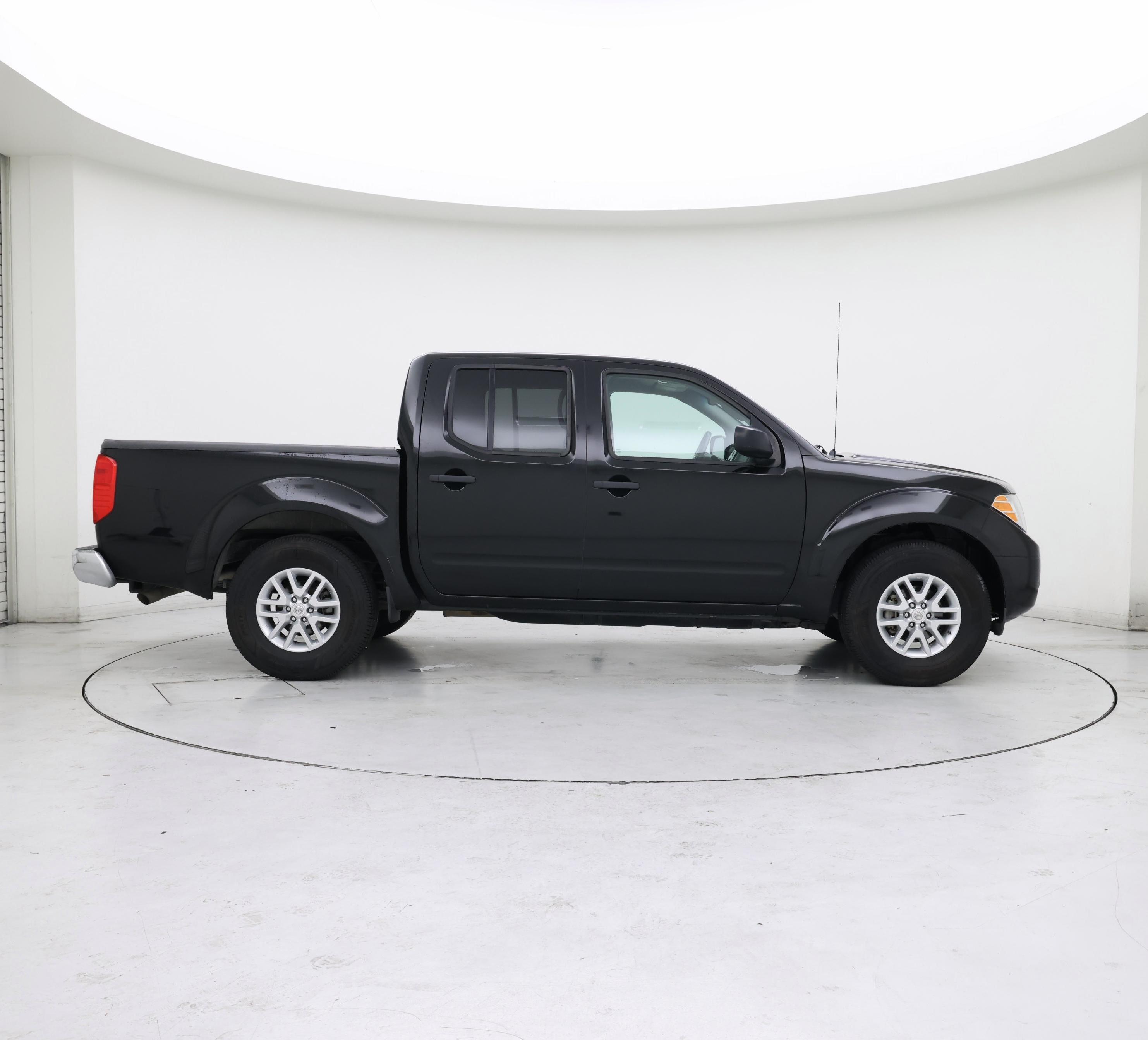 Thumbnail: 2017 Nissan Frontier - 7