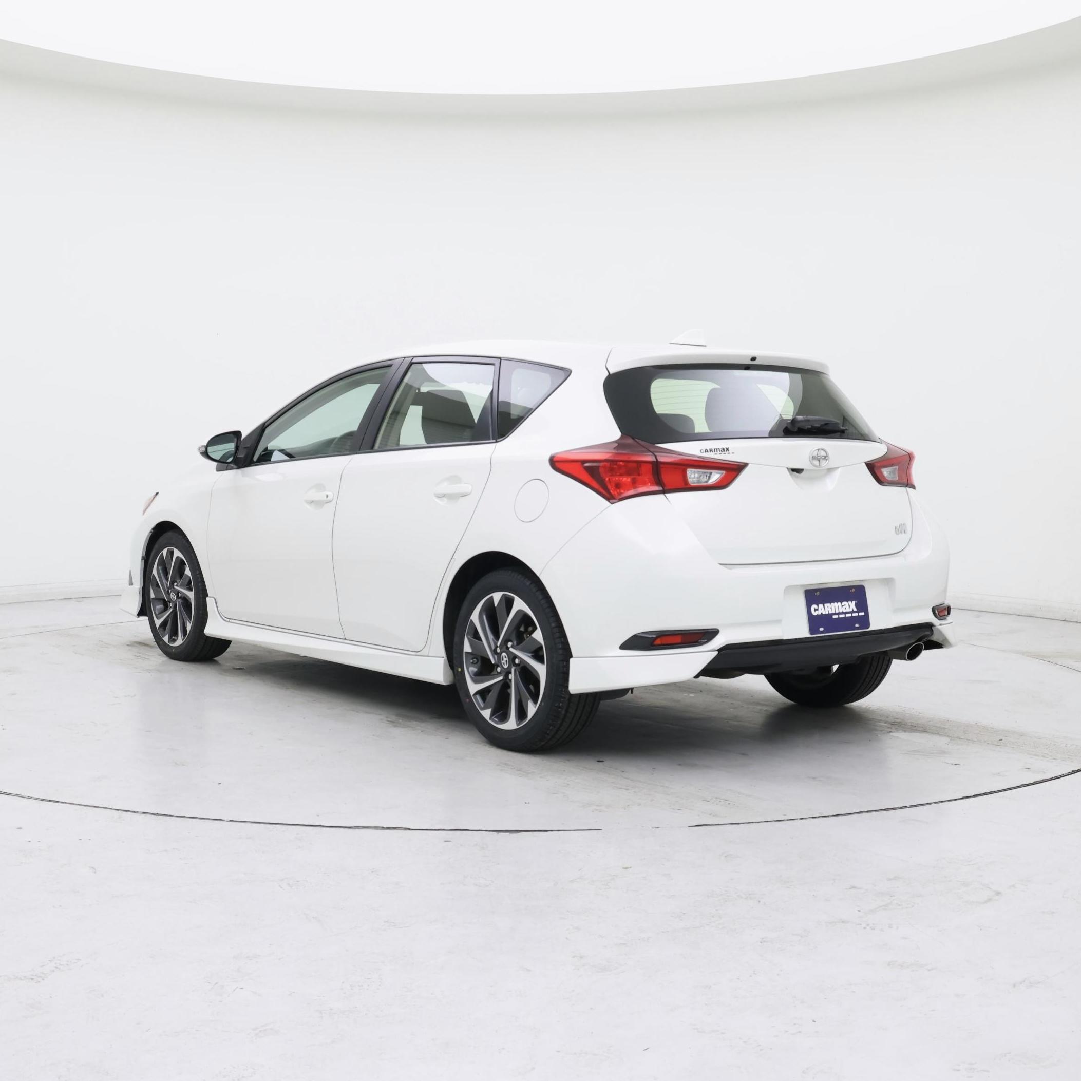 Thumbnail: 2016 Scion iM - 2