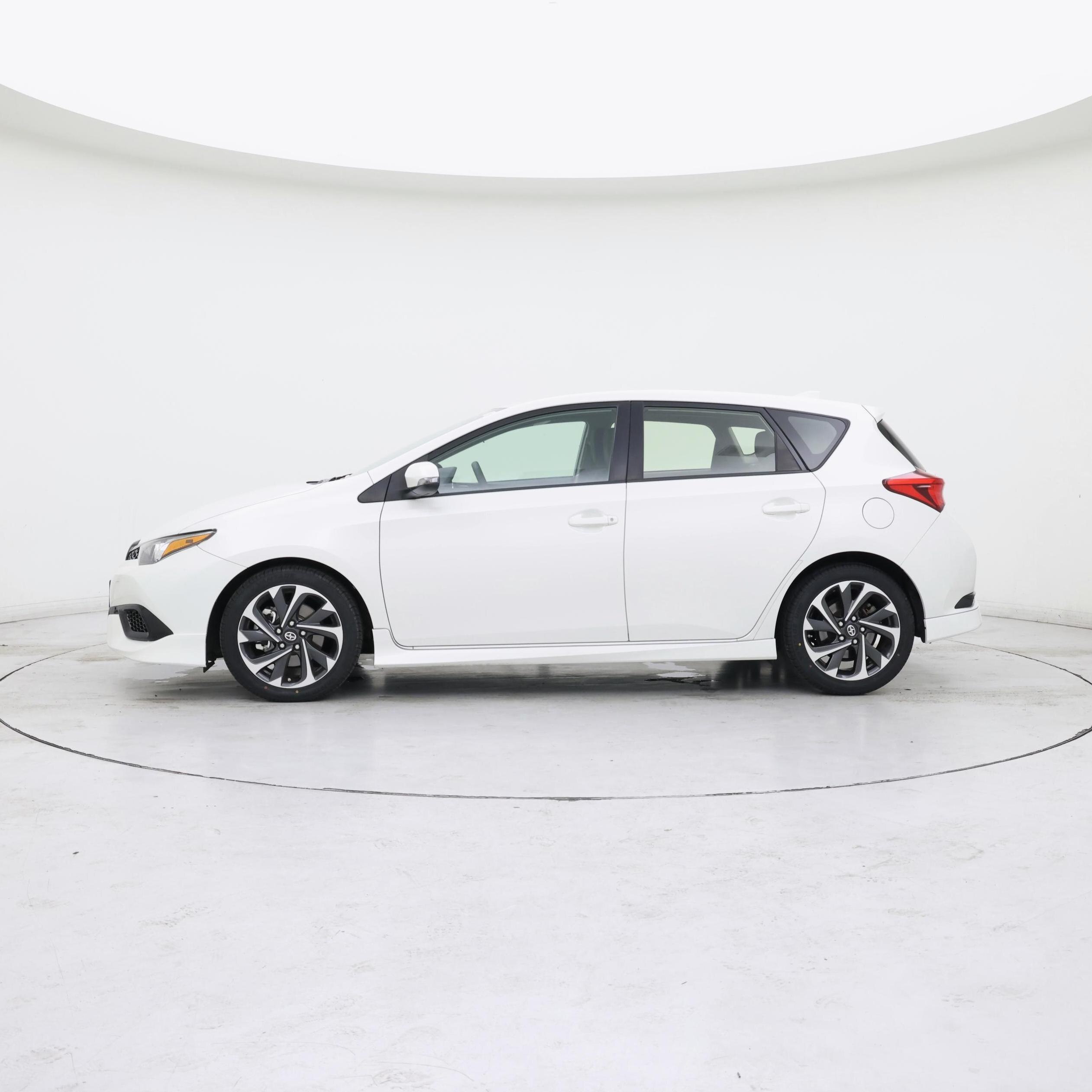 Thumbnail: 2016 Scion iM - 3