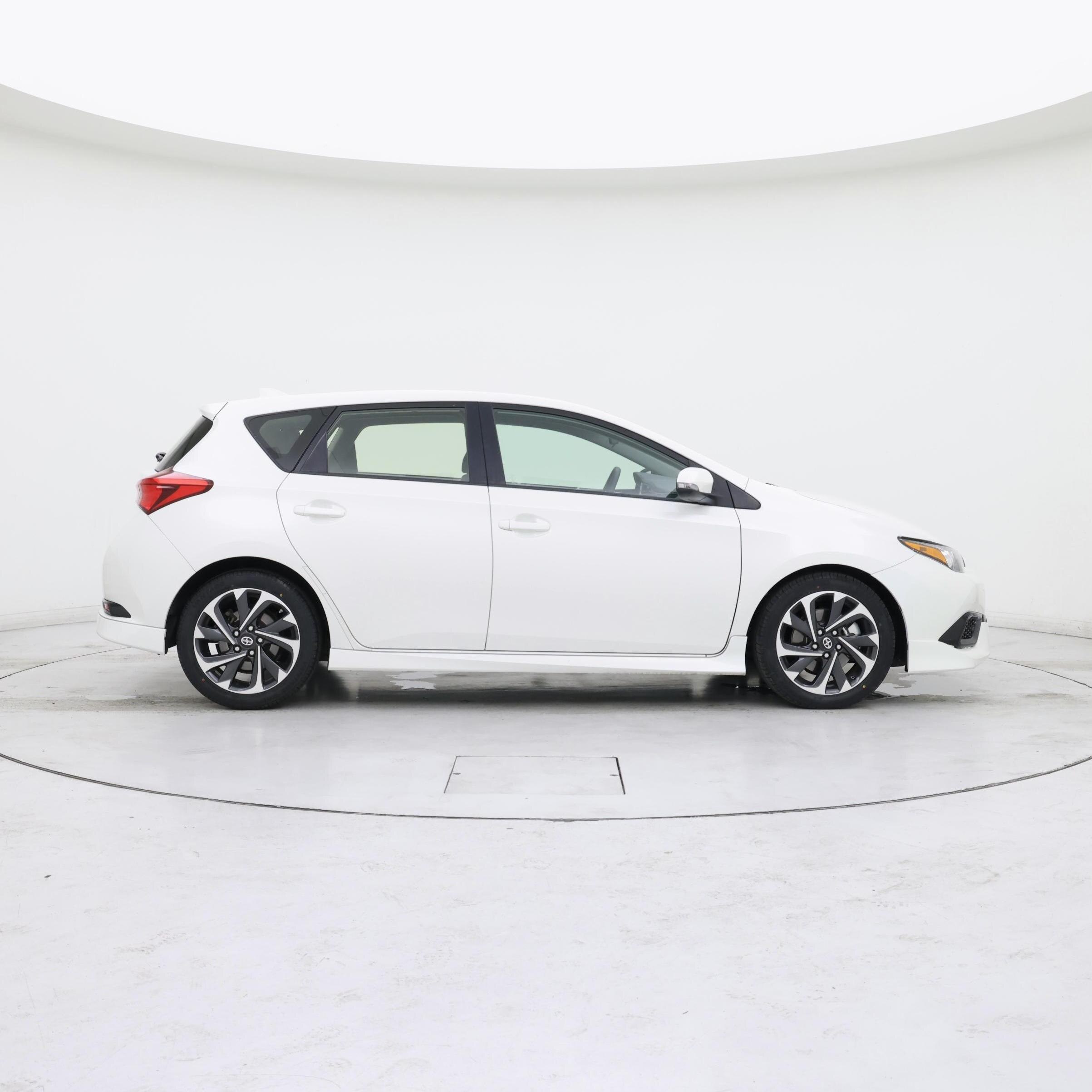 Thumbnail: 2016 Scion iM - 7