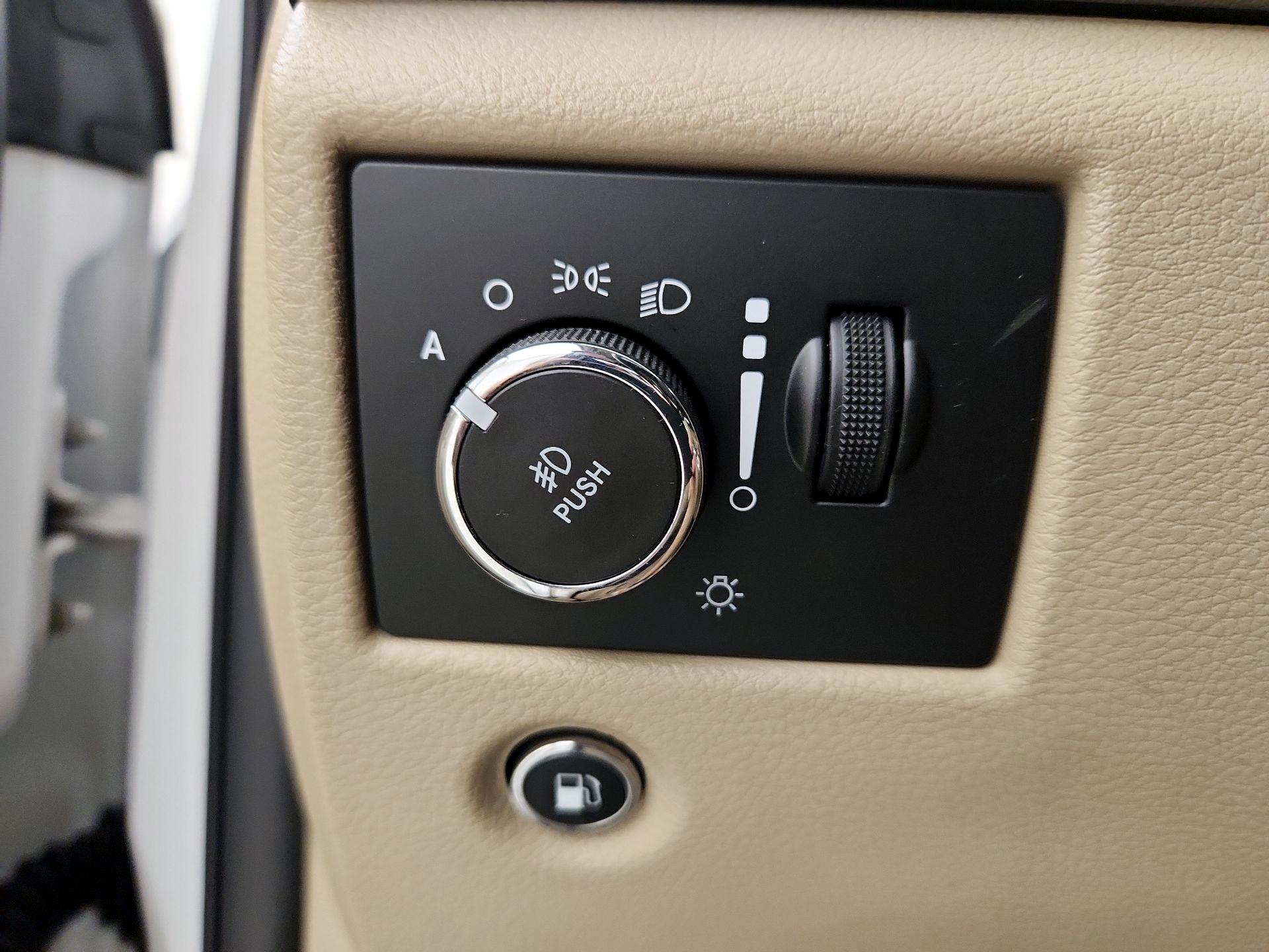 Thumbnail: 2019 Jeep Grand Cherokee - 13