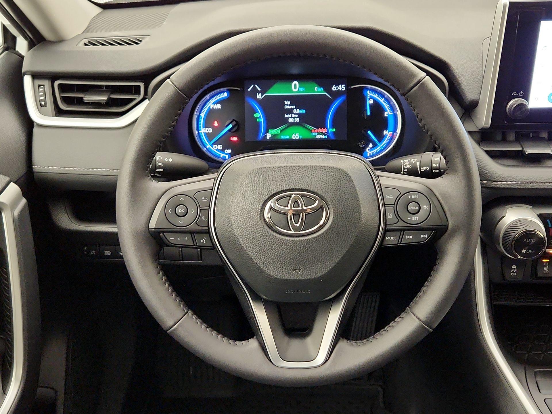 Thumbnail: 2024 Toyota RAV4 - 10
