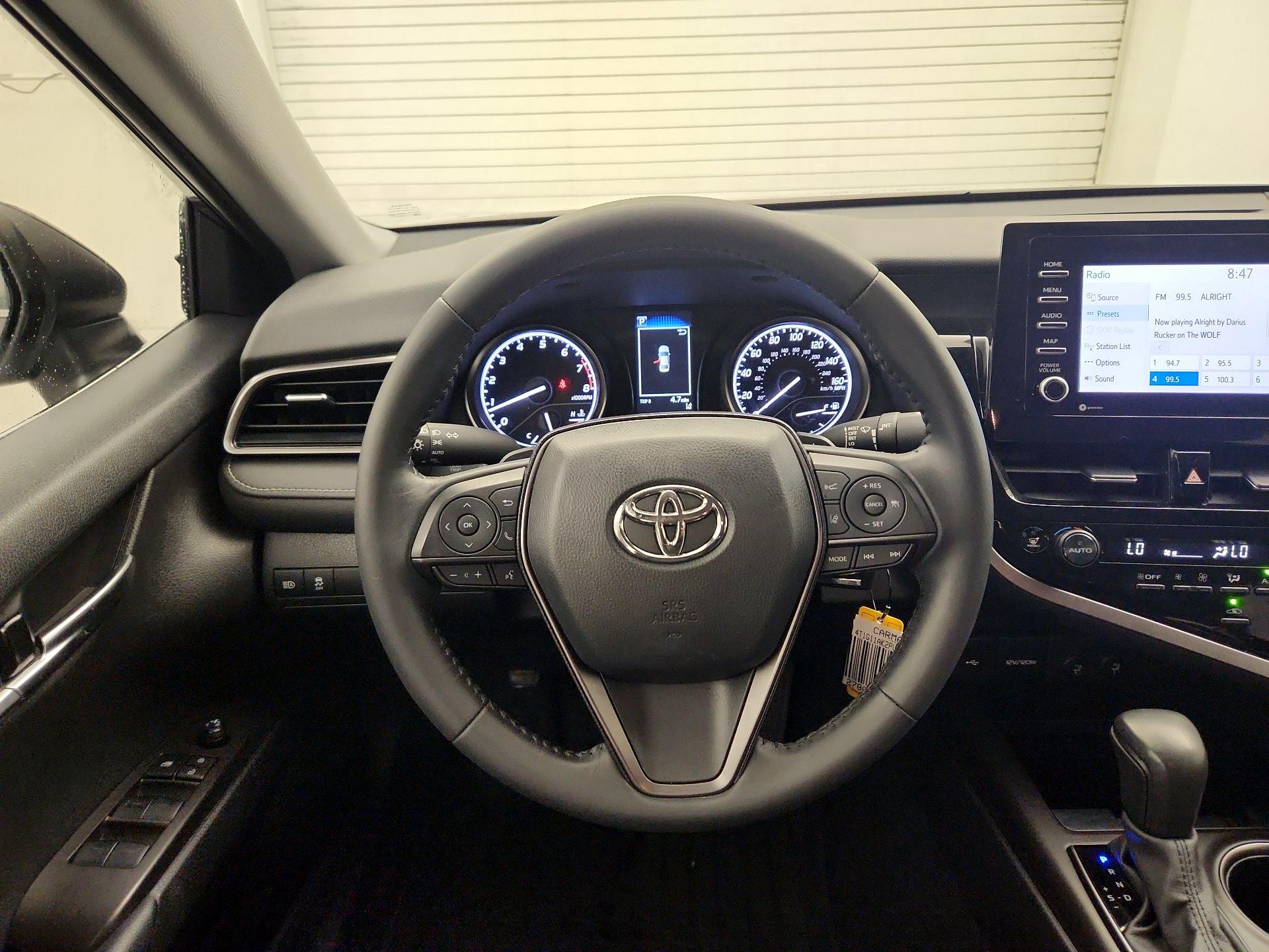 Thumbnail: 2023 Toyota Camry - 10