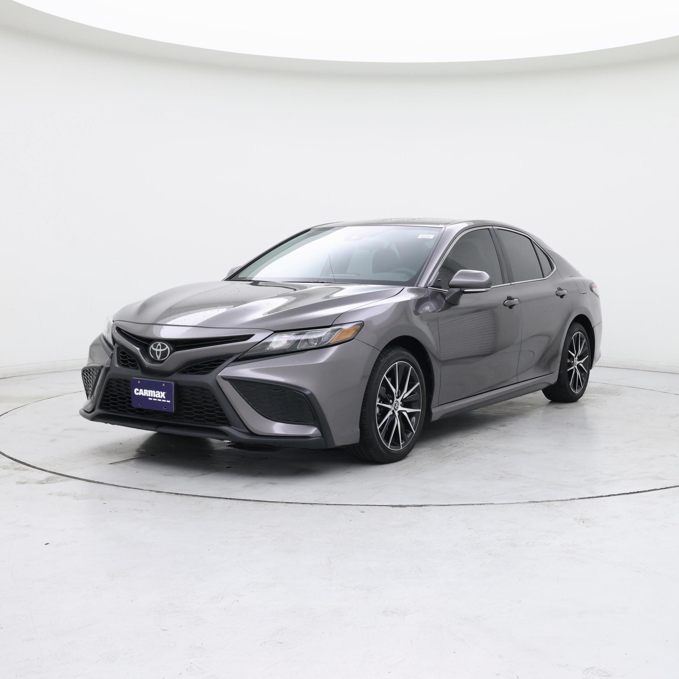 Thumbnail: 2023 Toyota Camry - 4