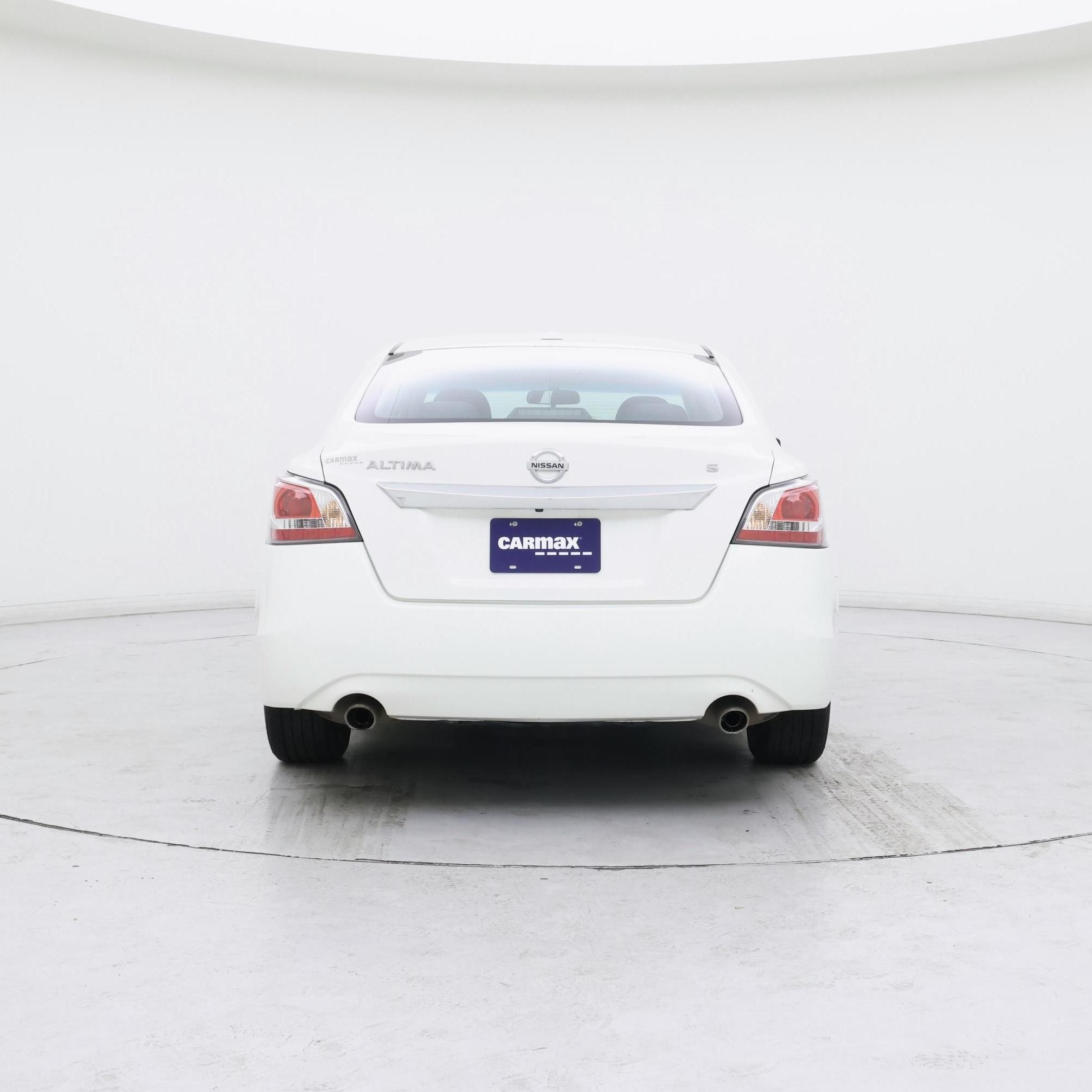 Thumbnail: 2015 Nissan Altima - 6